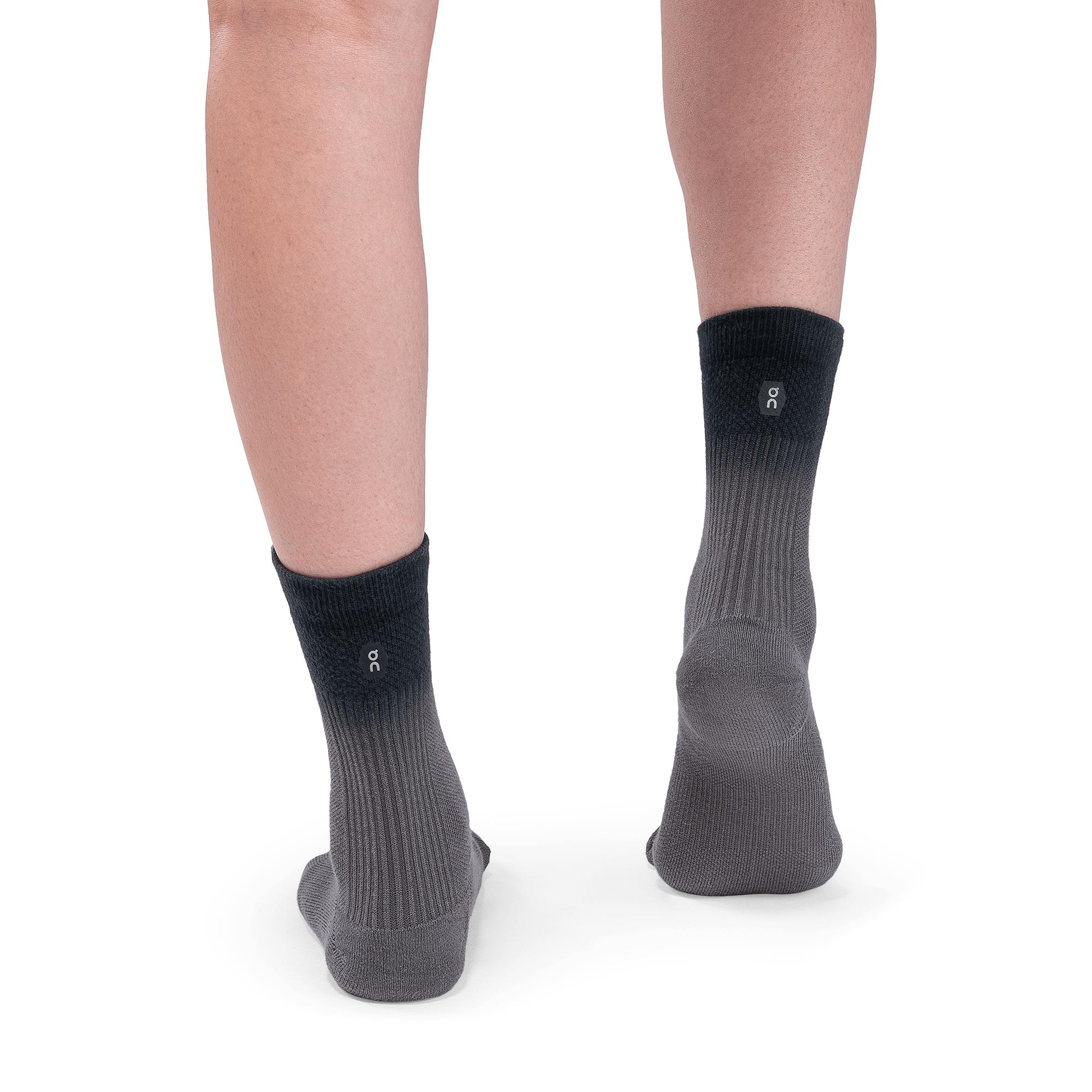 Женские носки On All-Day Sock, графитовый/чёрный (Carbon / Black) — фото 3