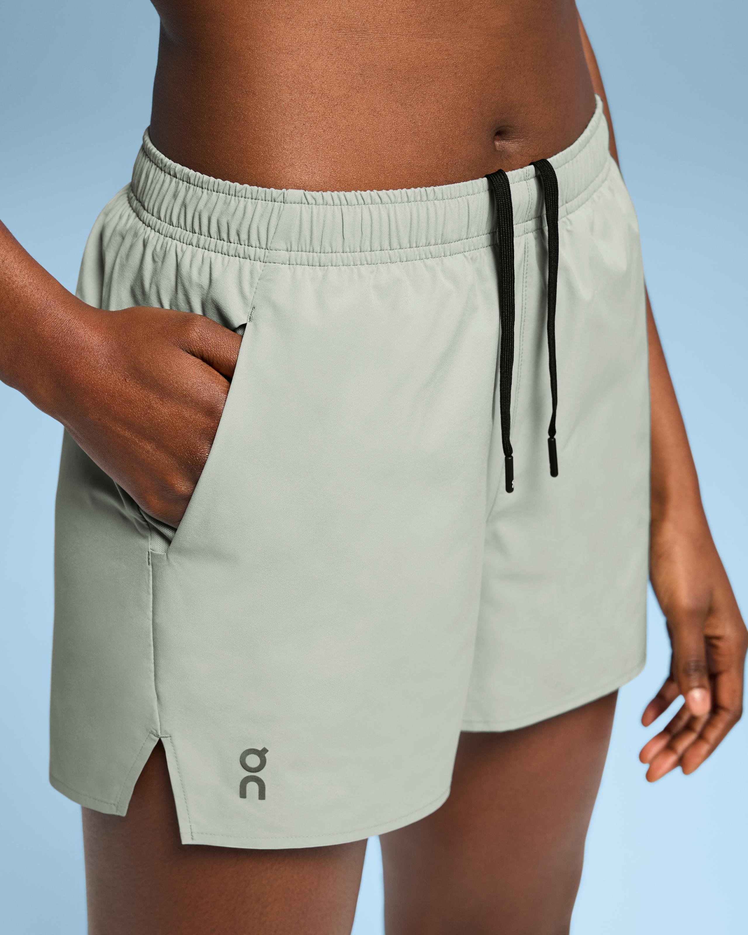 Женские шорты On Essential Shorts, Cobble — фото 4