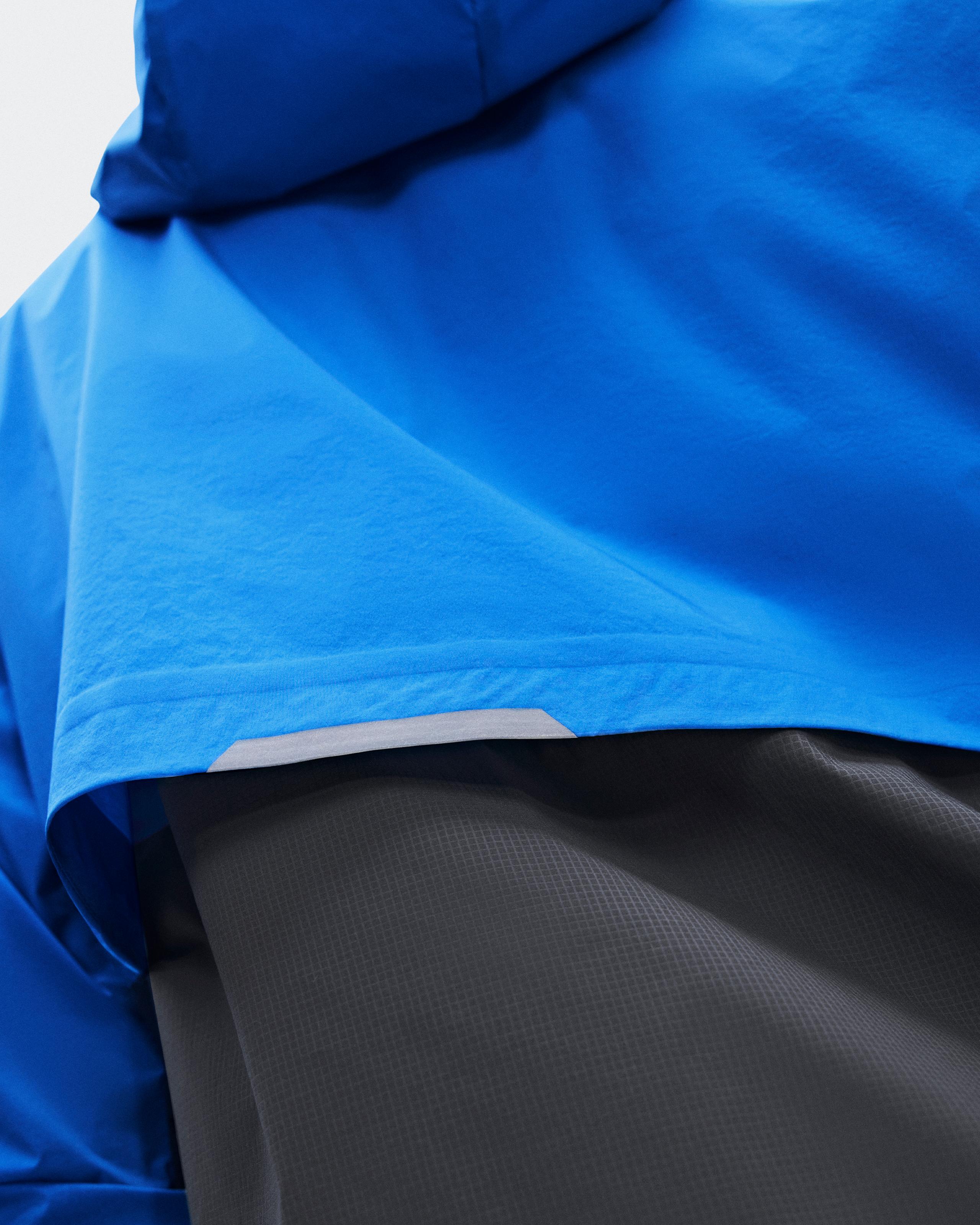 Мужская куртка On Core Jacket, синий Jay / чёрный Eclipse — фото 6