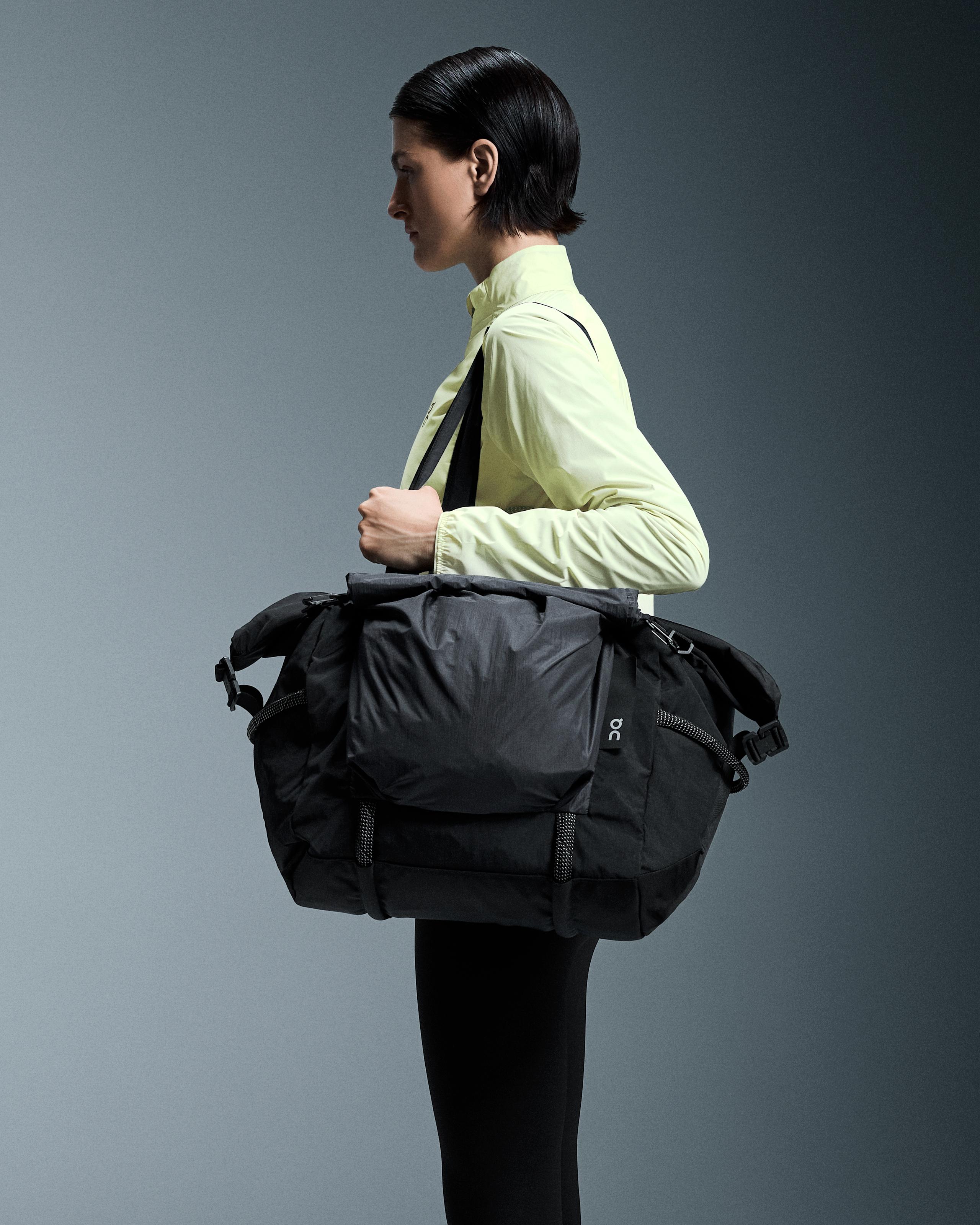 Спортивная сумка On Track Pack 40L Elite, чёрная с графитовым — фото 5