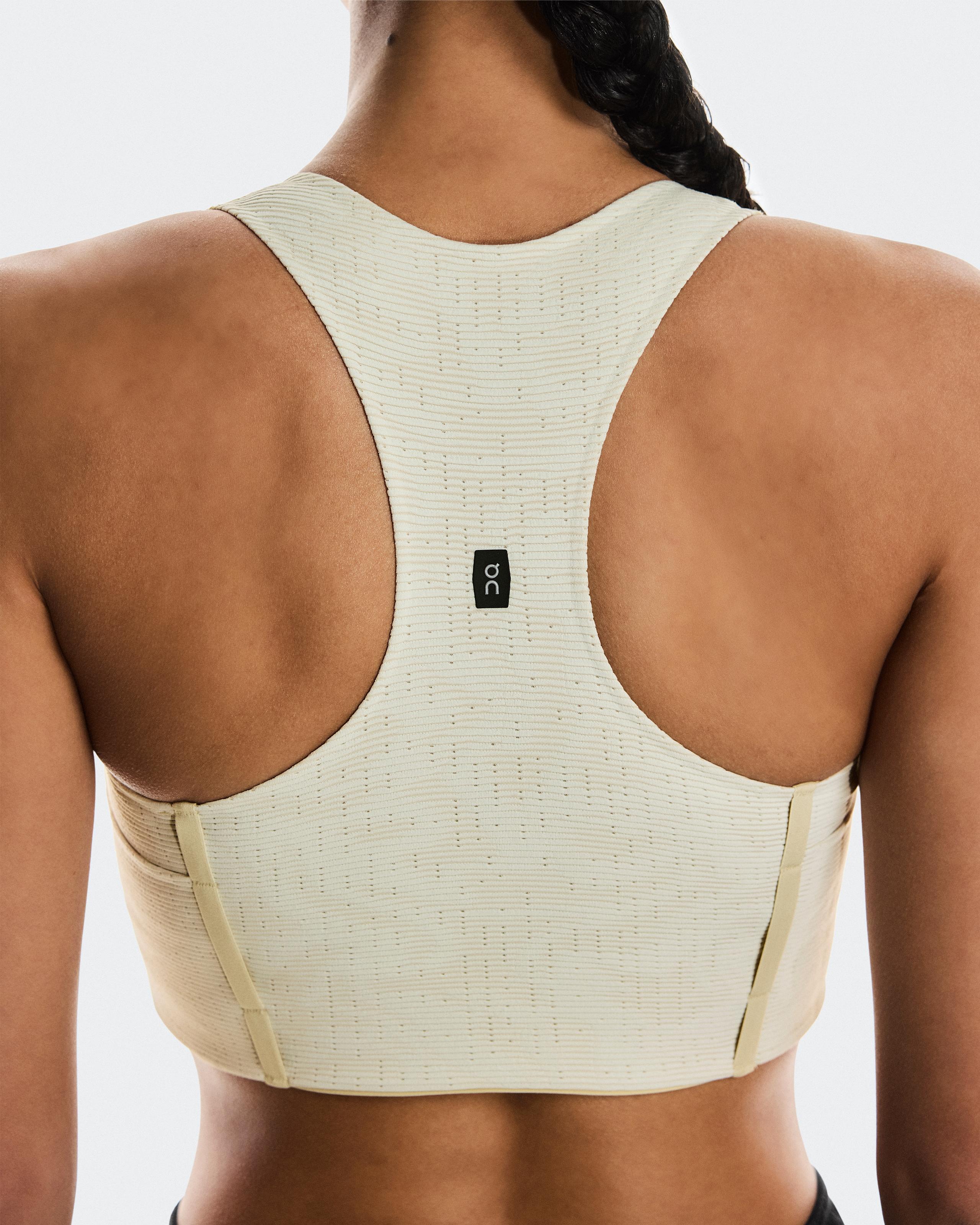 Женский топ-бра On Pace Pocket Bra, Taupe — фото 5