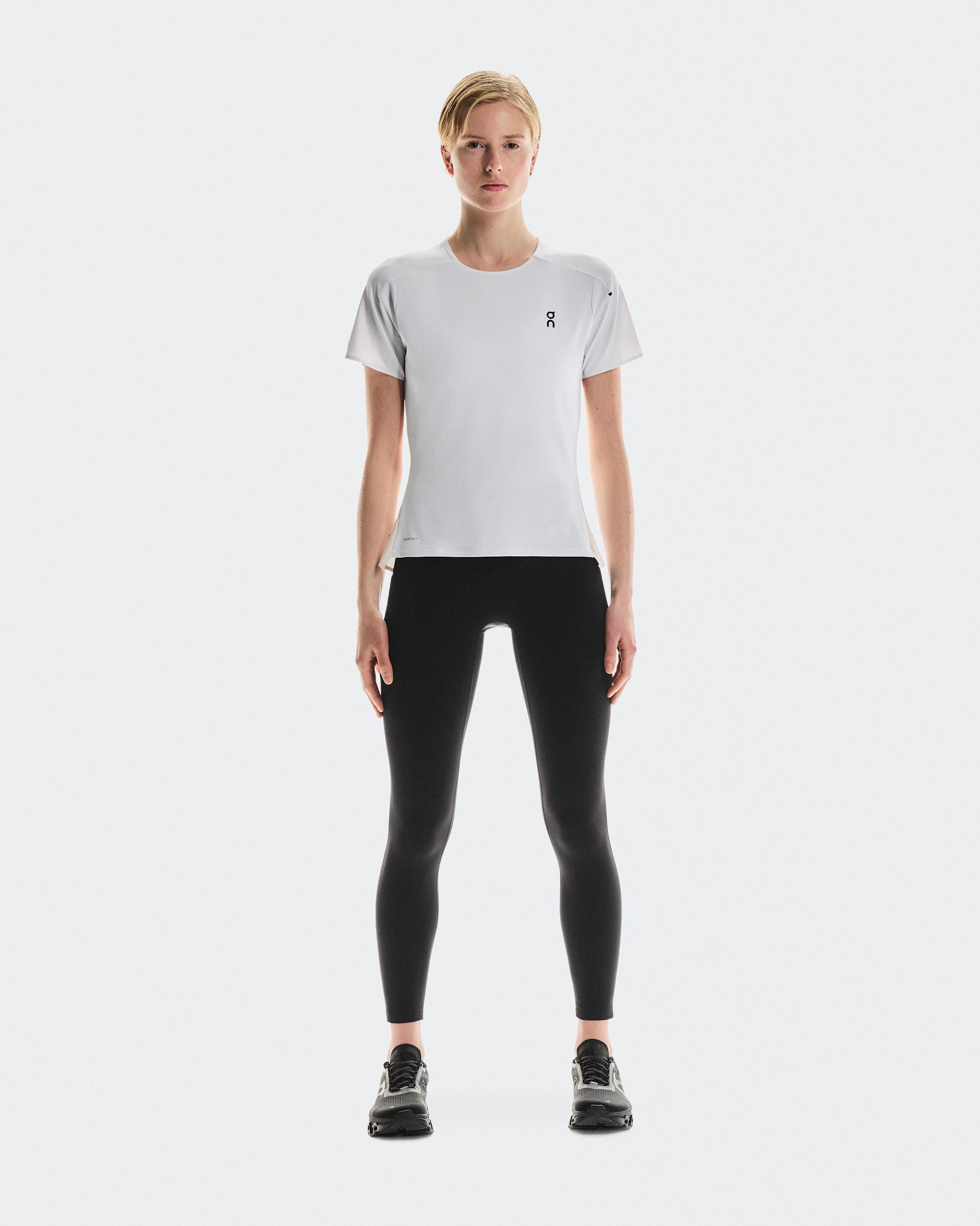 Performance-T White | Silver