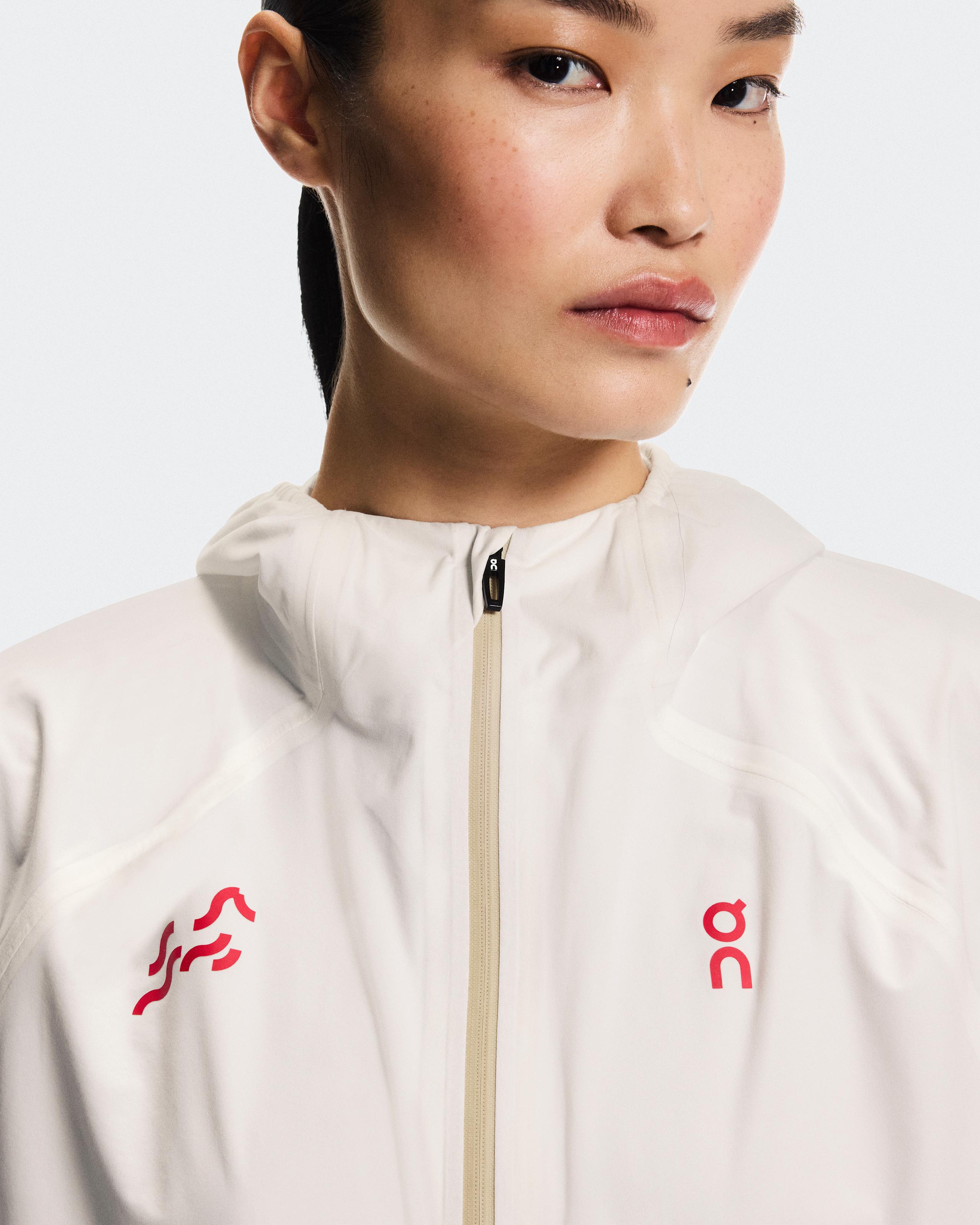 Женская куртка On Performance Jacket Year of the Horse, Ivory — фото 4
