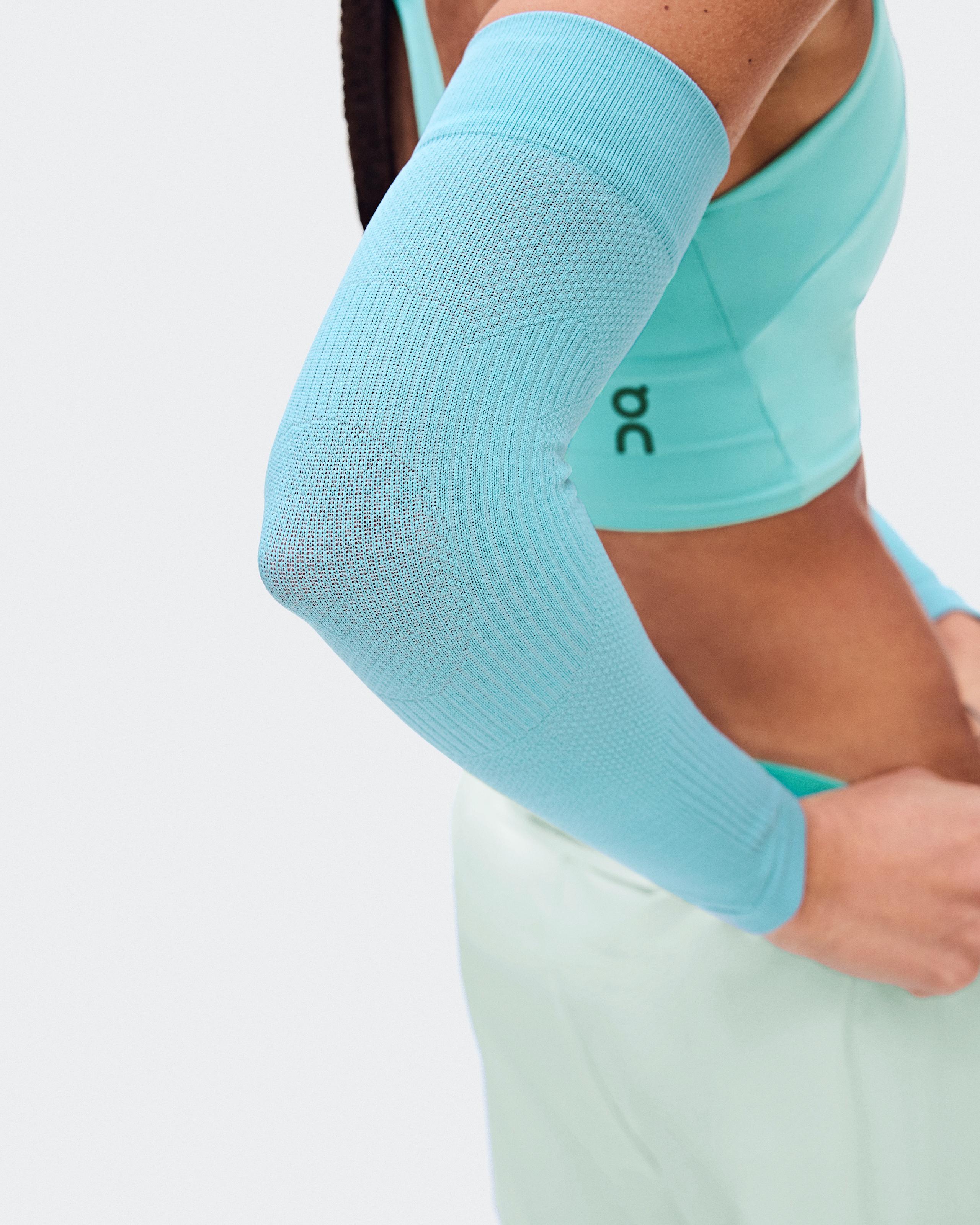 Беговые рукава Performance Arm Sleeves выбеленный серый — фото 4