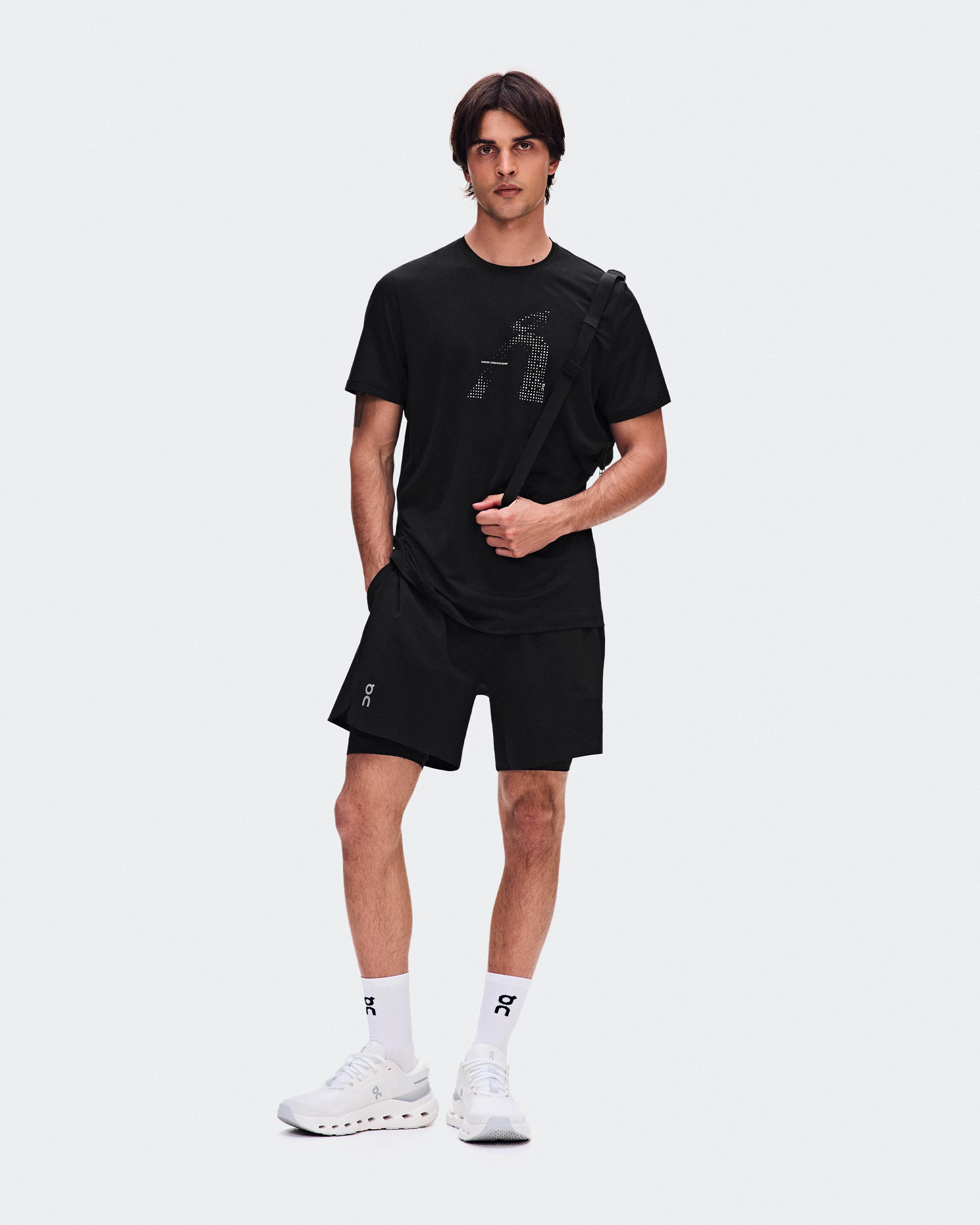 Core-T Graphic Black