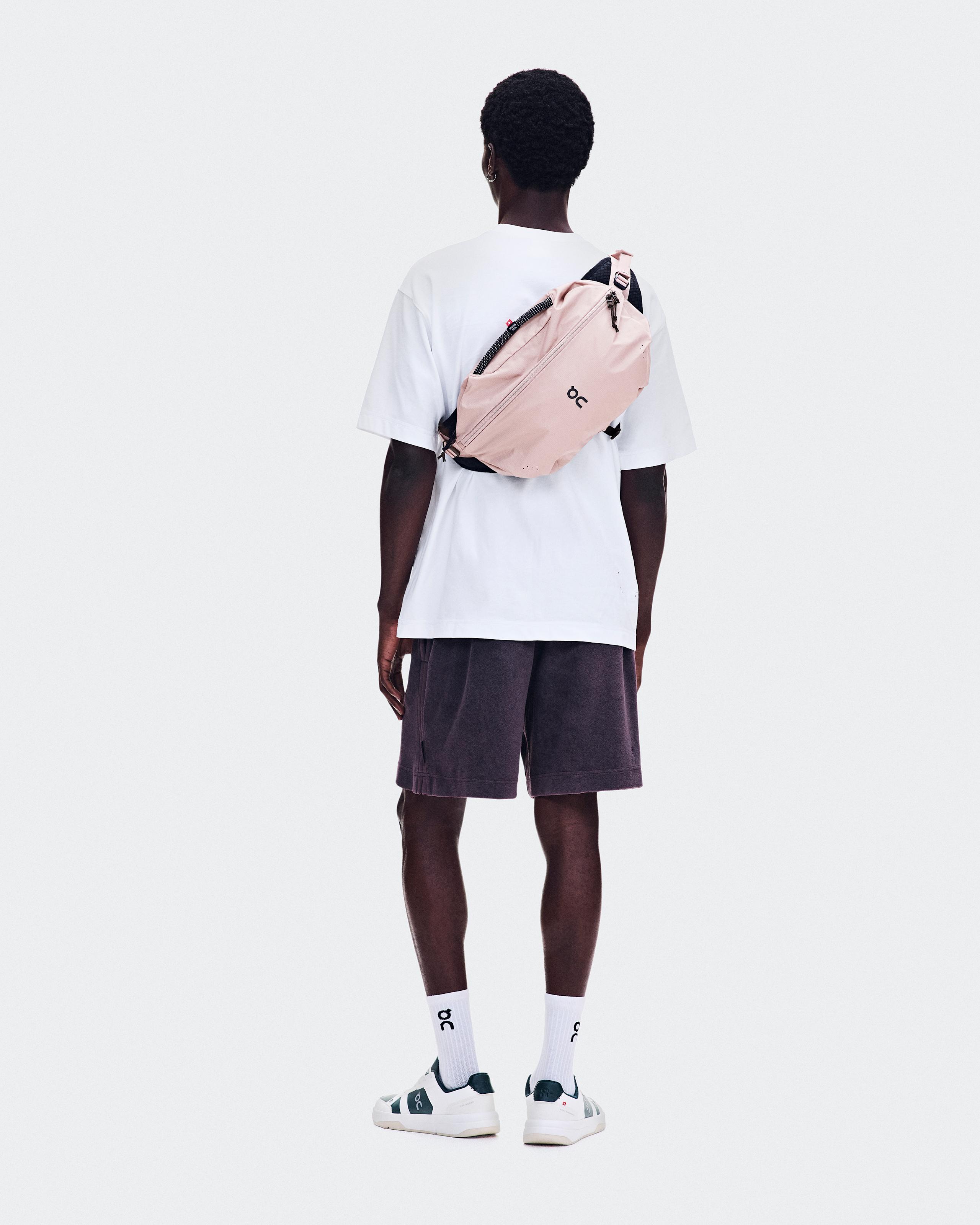 Сумка Sling Pack 9L бисквитный/чёрный — фото 3