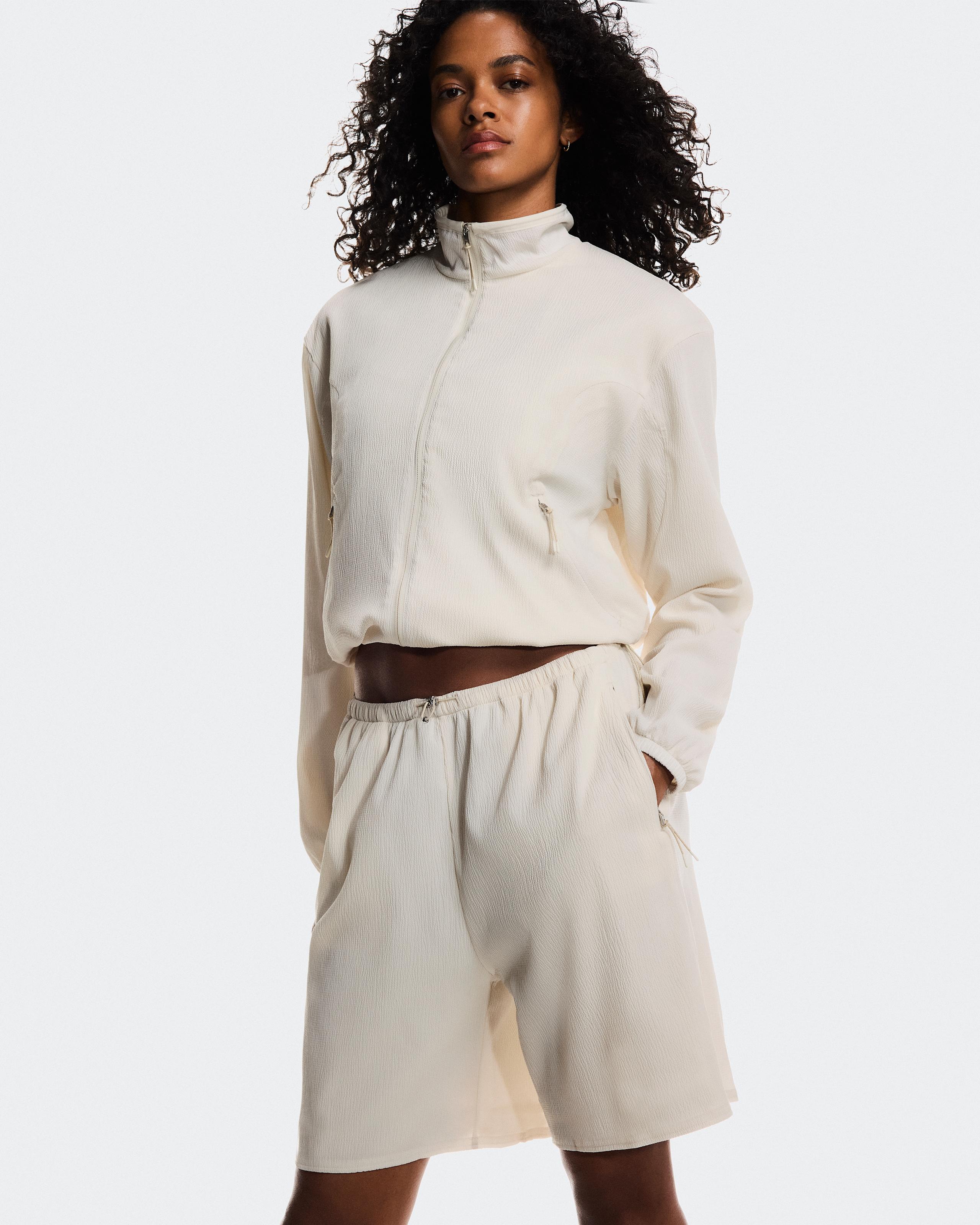 Женские шорты On Track Shorts, Cream — фото 4