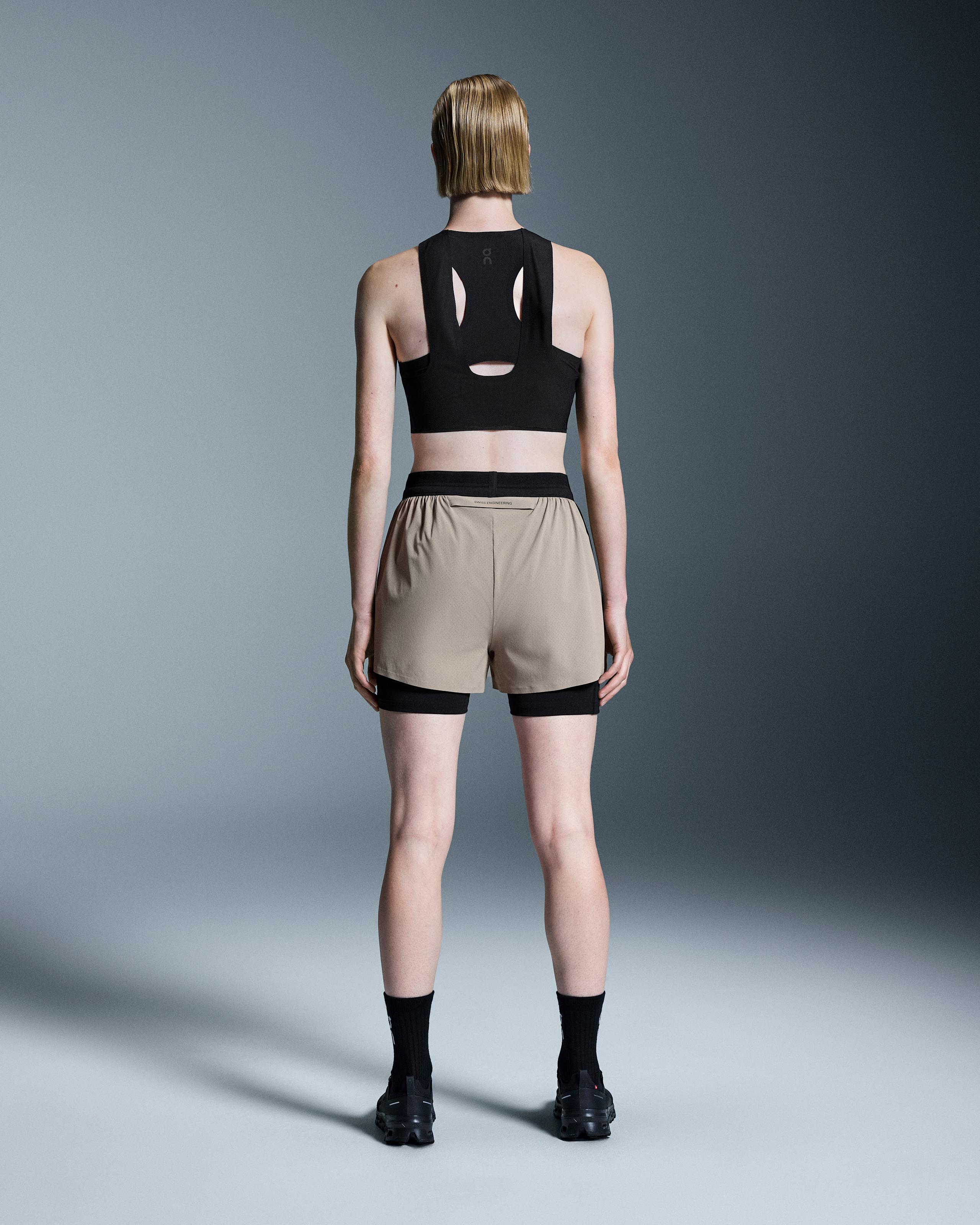 Женские шорты 3" Performance 2/1 Shorts, цвет Cinder / Black (пепельный / чёрный) — фото 2