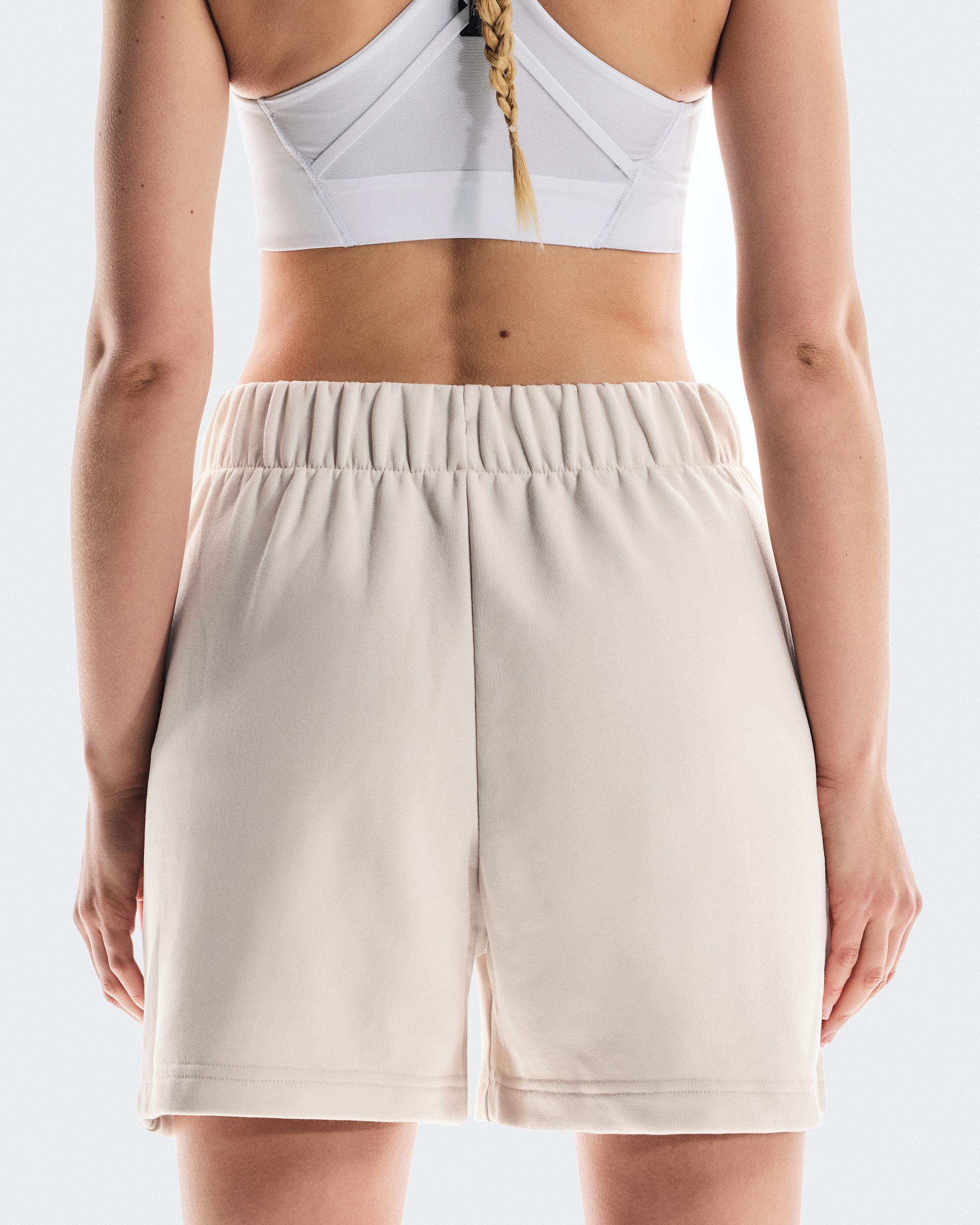 Женские шорты On Club Shorts, Silver — фото 5