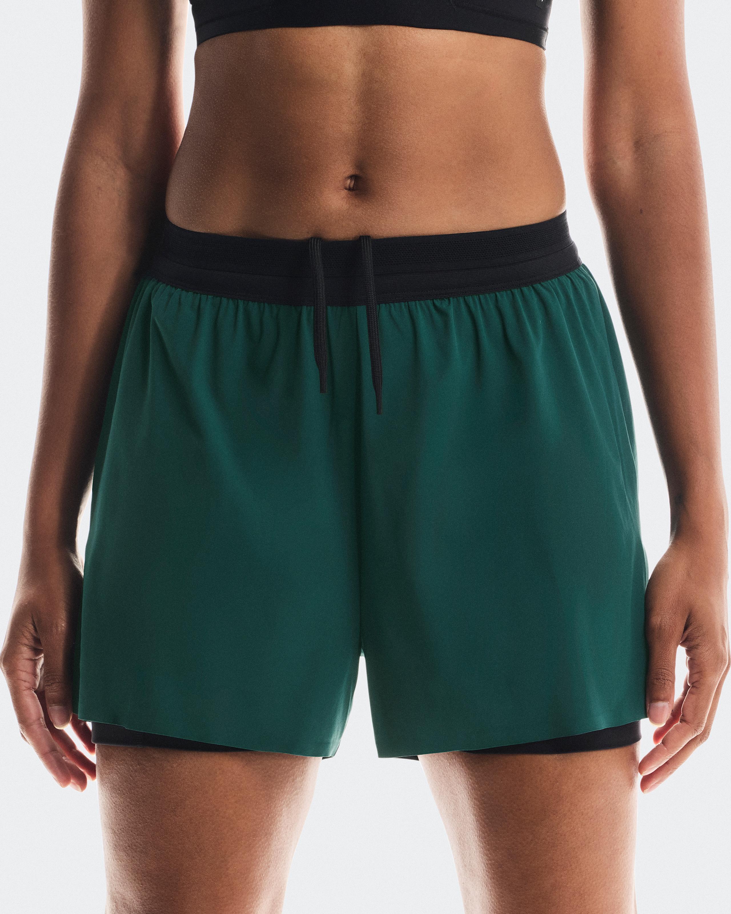 Женские шорты 3" Performance 2/1 Shorts, цвет Spirulina / Black (бирюзово-зелёный / чёрный) — фото 4