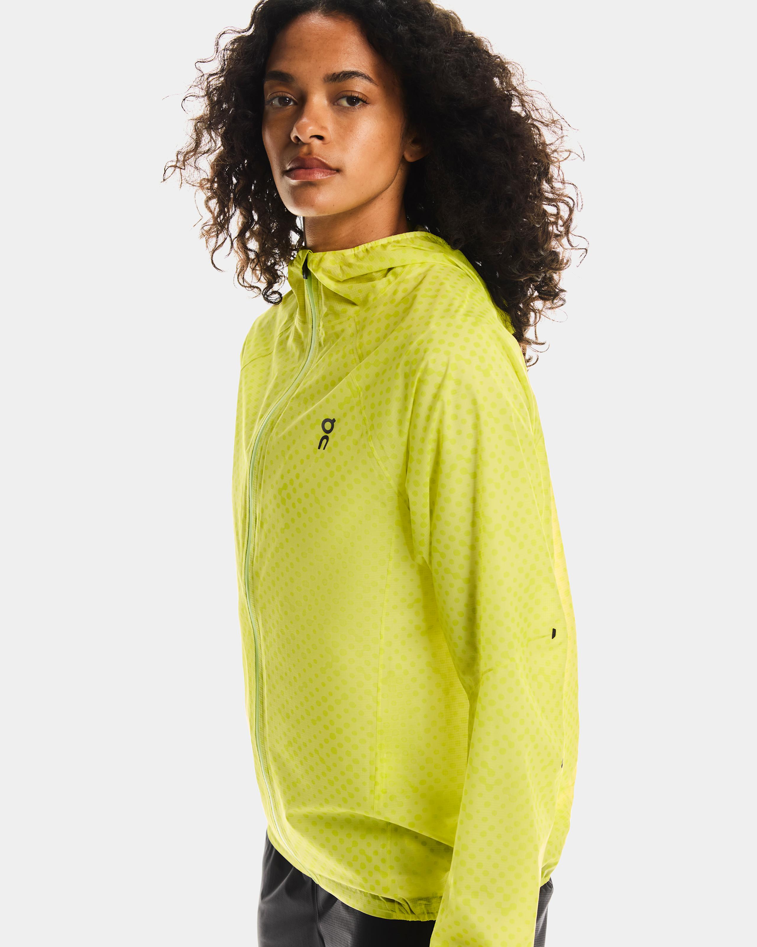 Женская куртка On Ultra Jacket, Limelight / Lime — фото 7