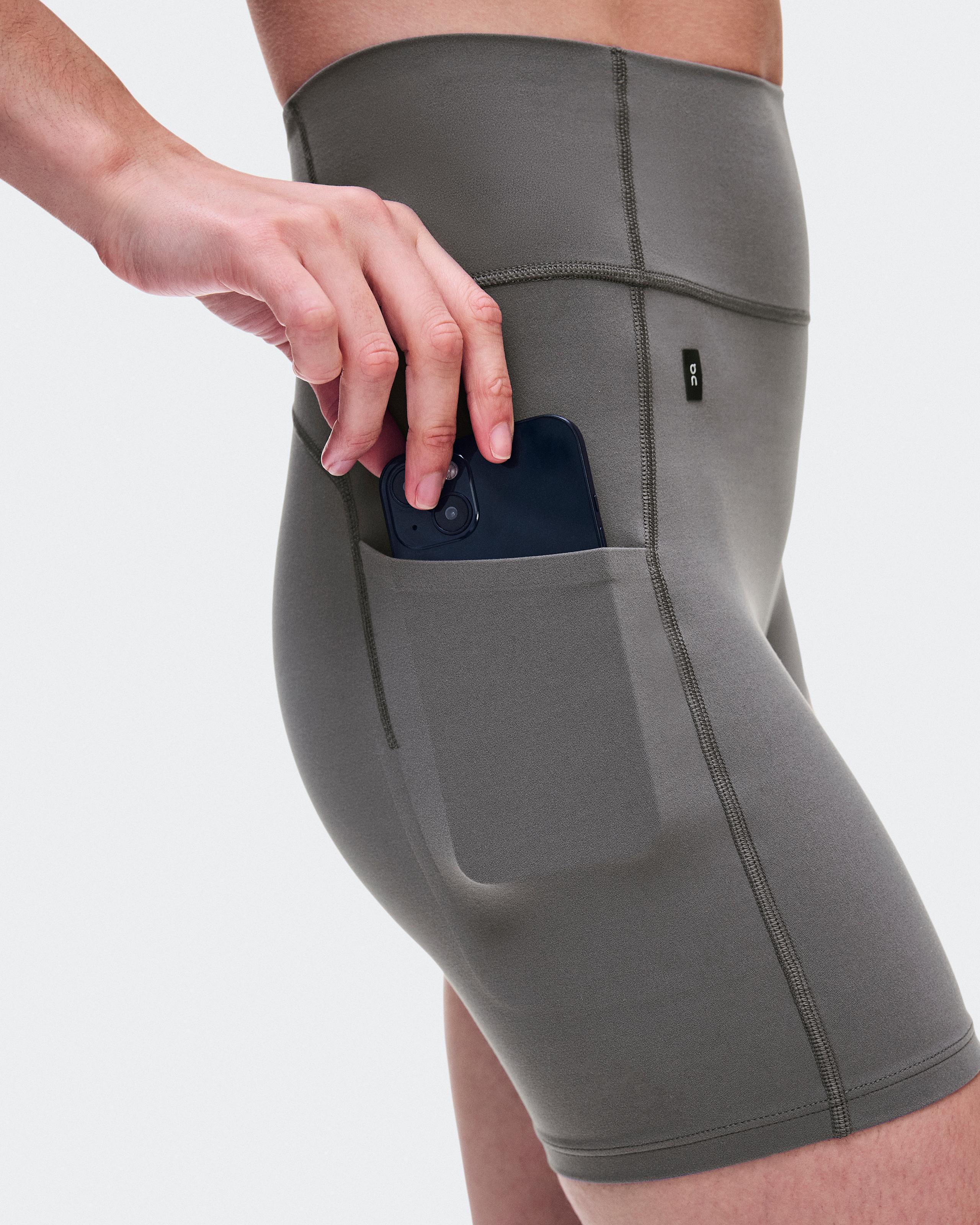 Женские короткие леггинсы Studio Leggings Short 6" (тлеюще-красный) — фото 6