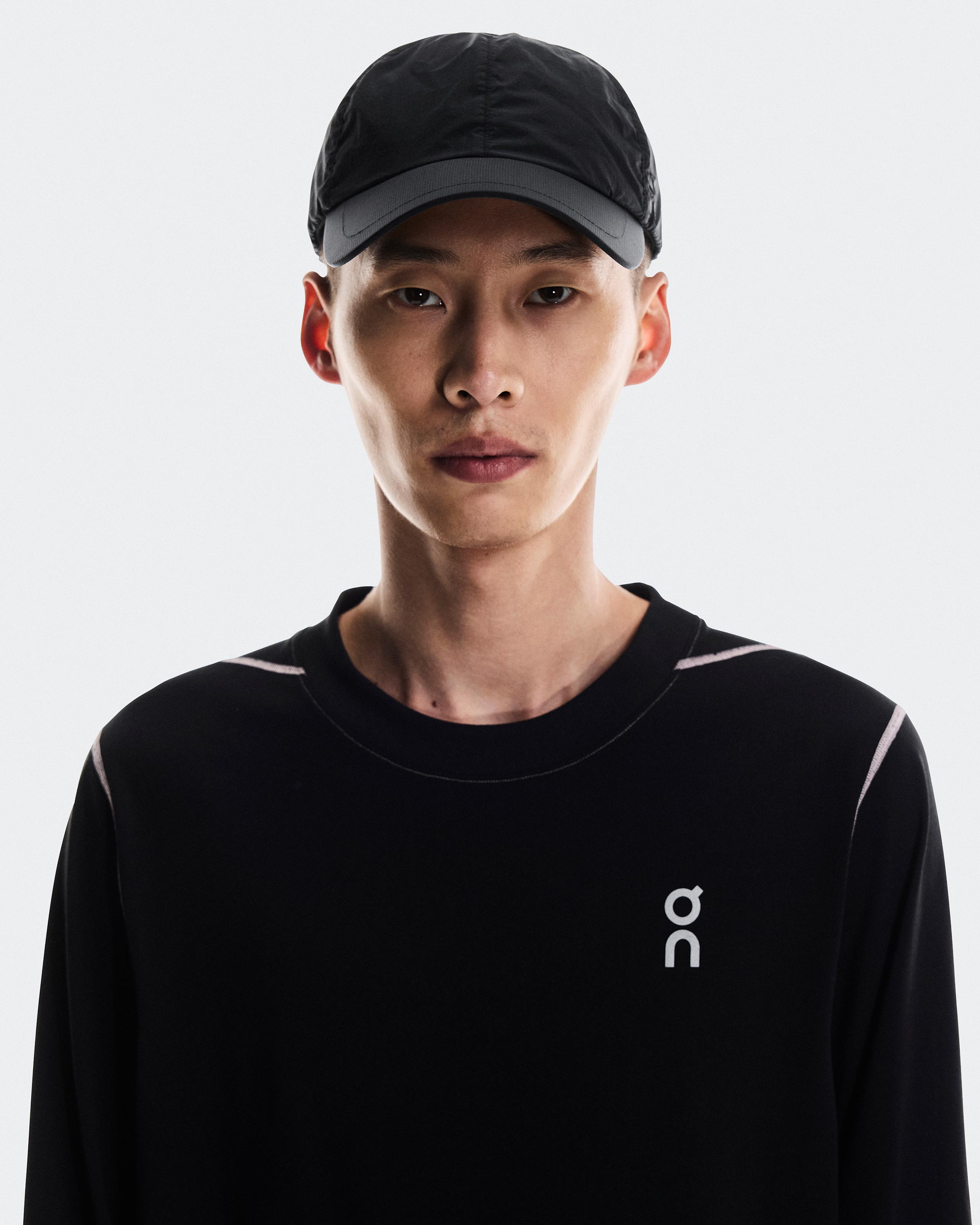 On Cap Black