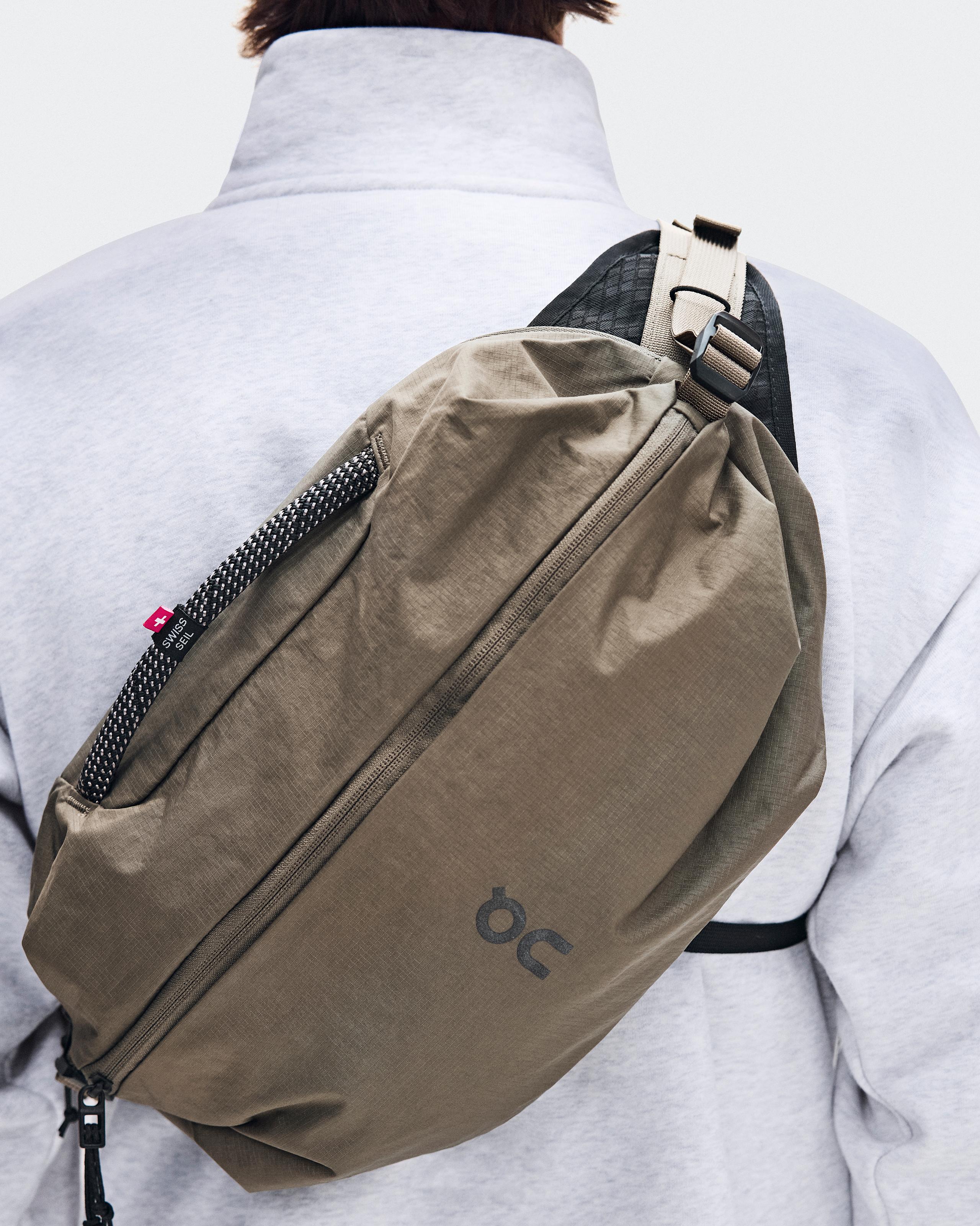 Сумка On Sling Pack 9L, оливковая с чёрным — фото 7