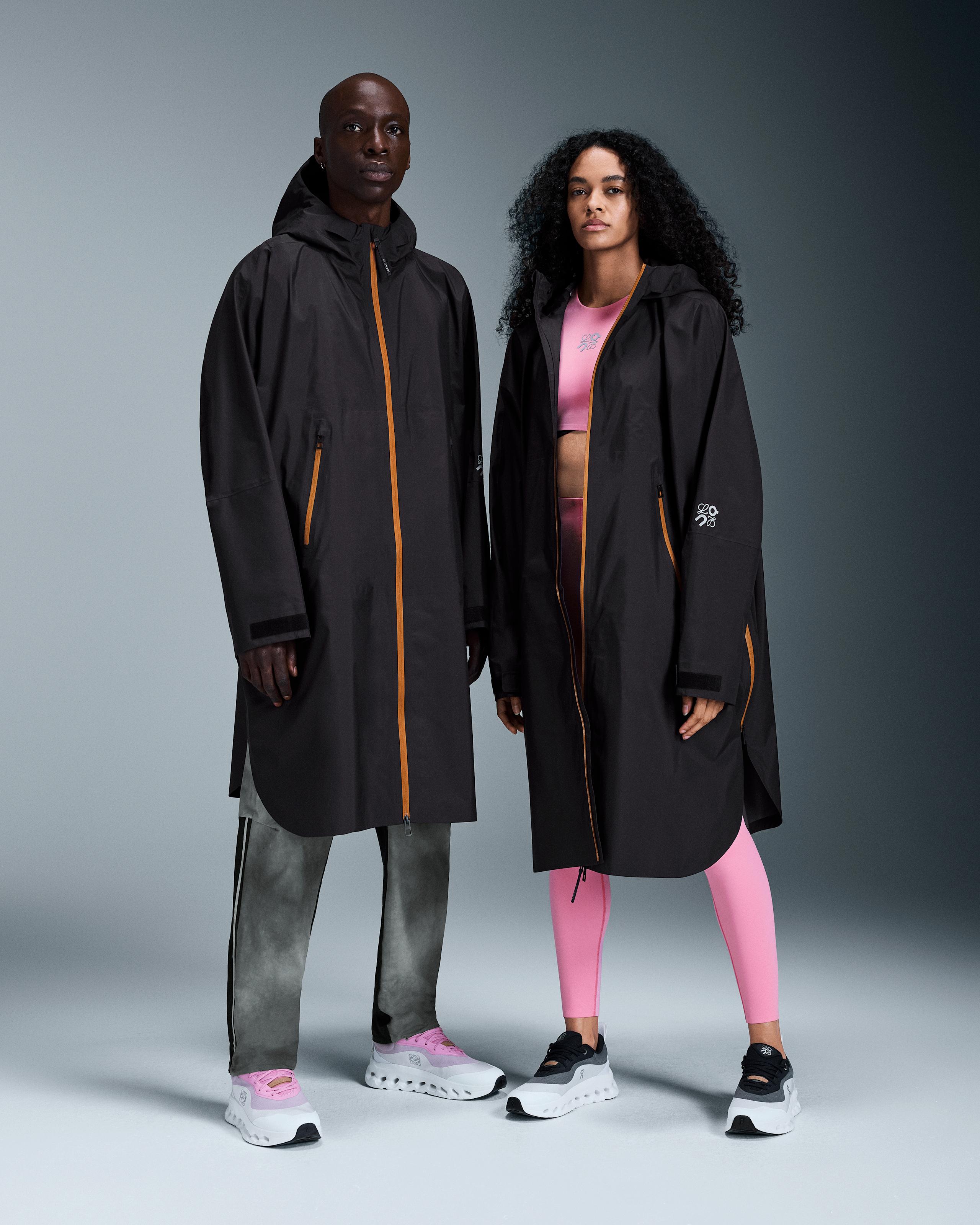 Cape LOEWE Black