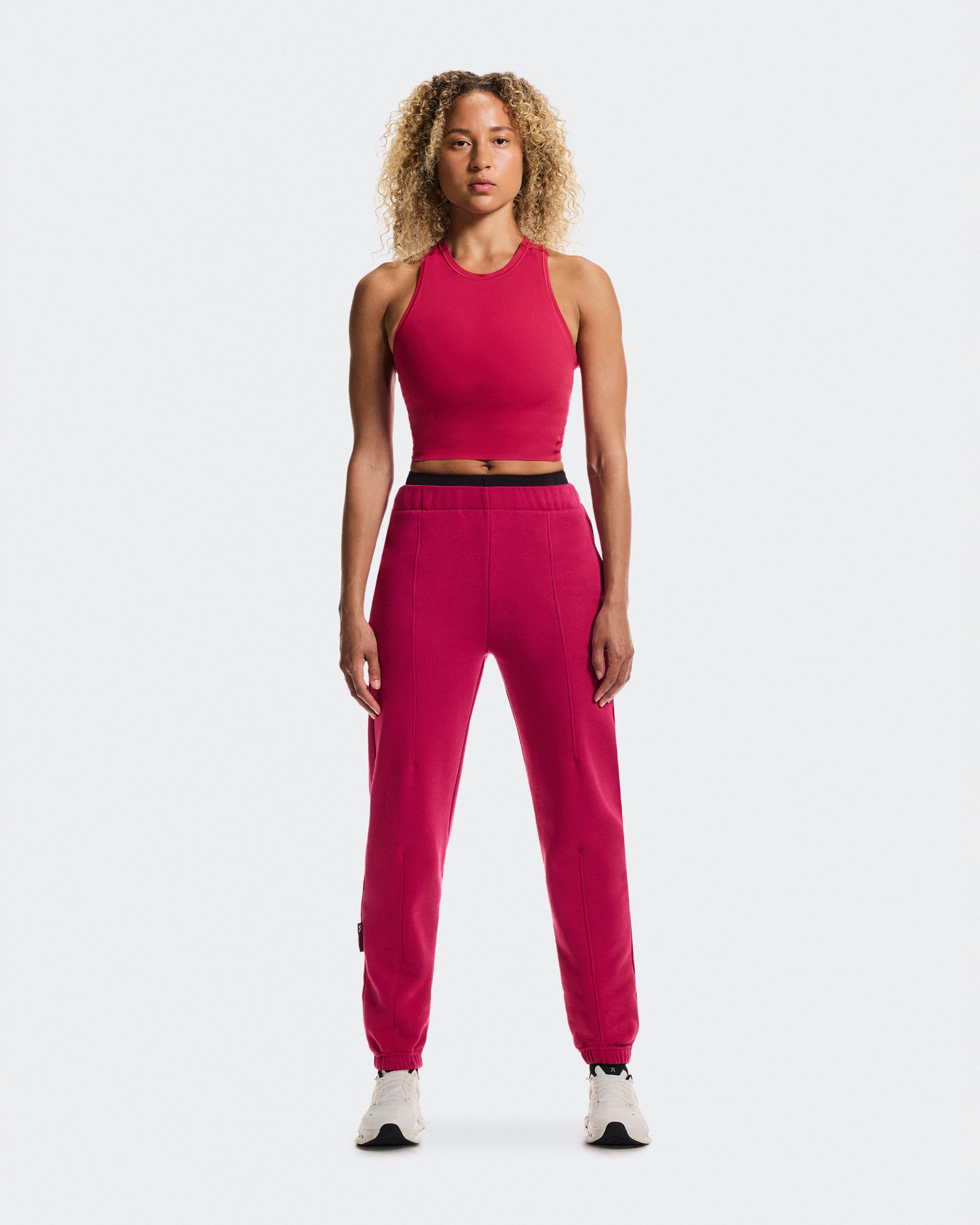 Studio Crop Grenadine