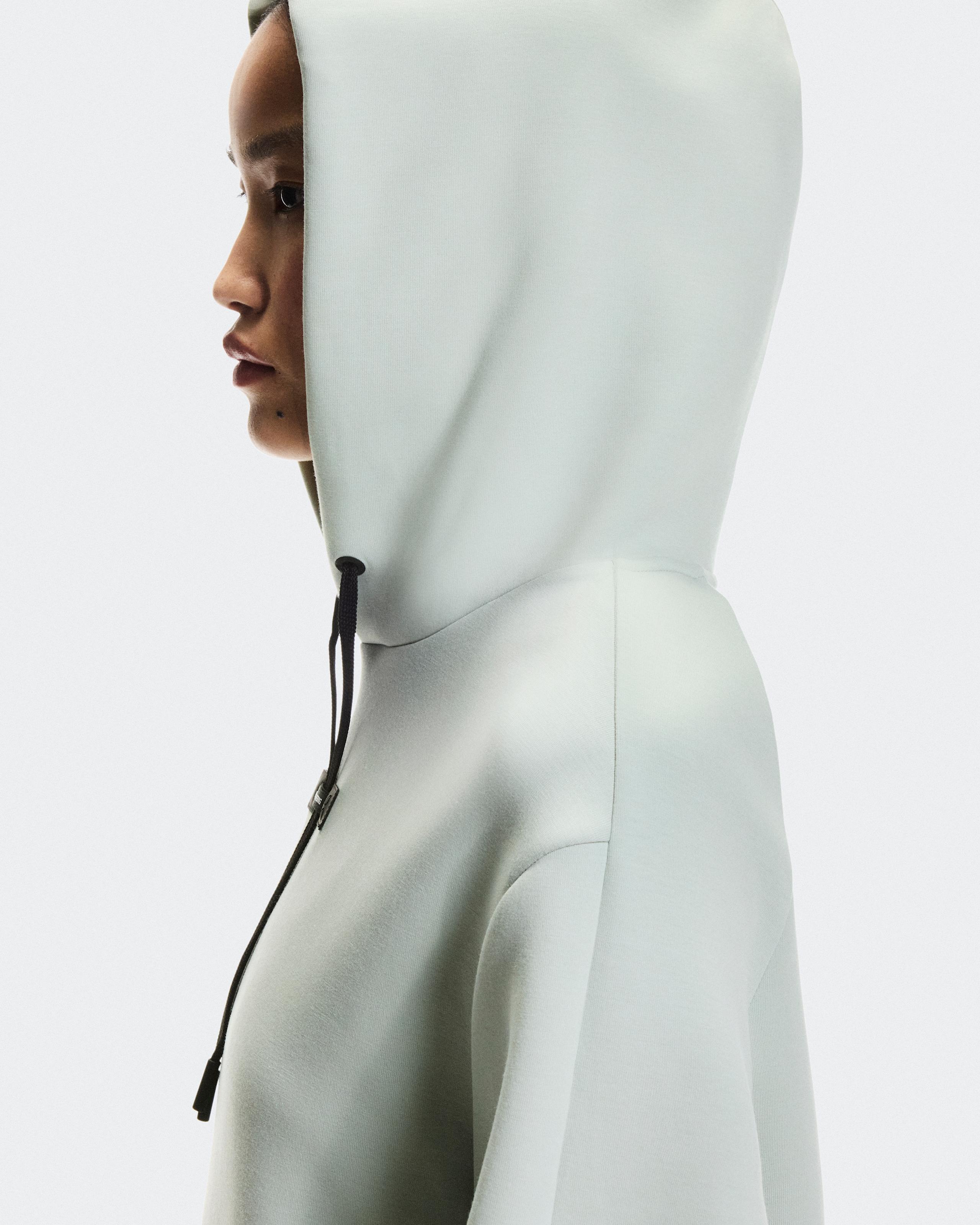 Женское худи On Focus Tech Hoodie, Mineral — фото 4