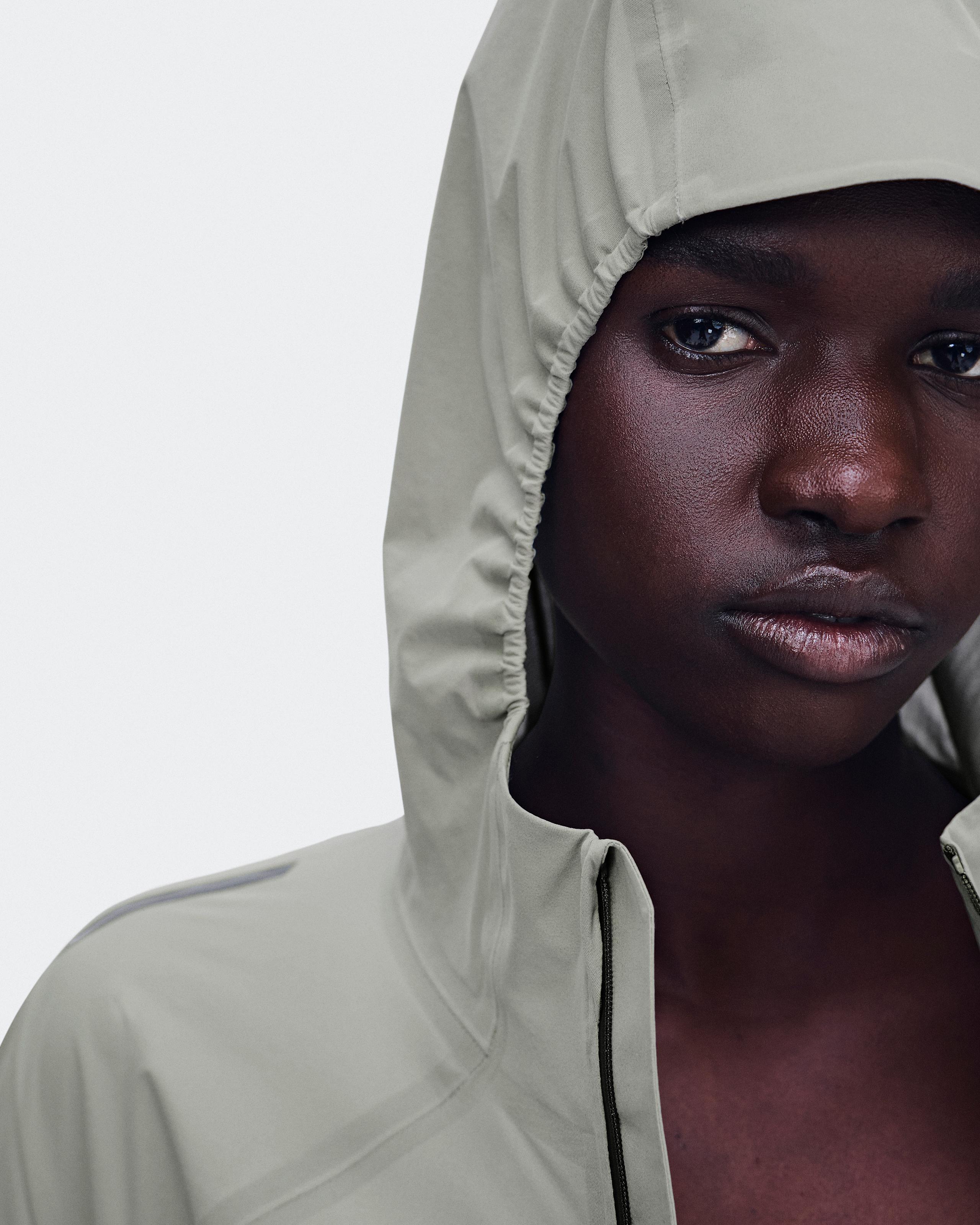 Женская беговая куртка On Performance Jacket Waterproof, Brume — фото 7