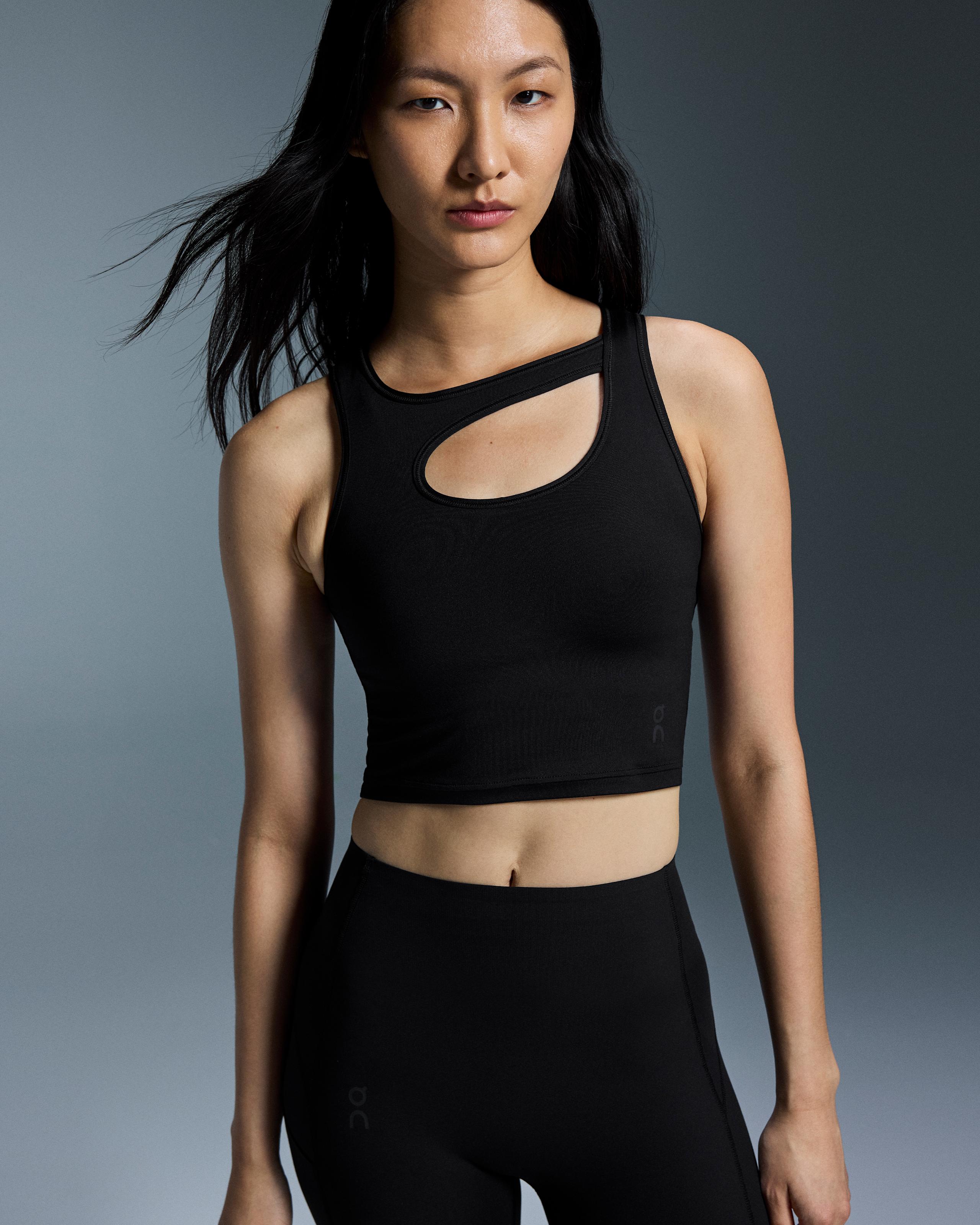 Женский кроп-топ On Studio Cut-Out Crop, Black — фото 3