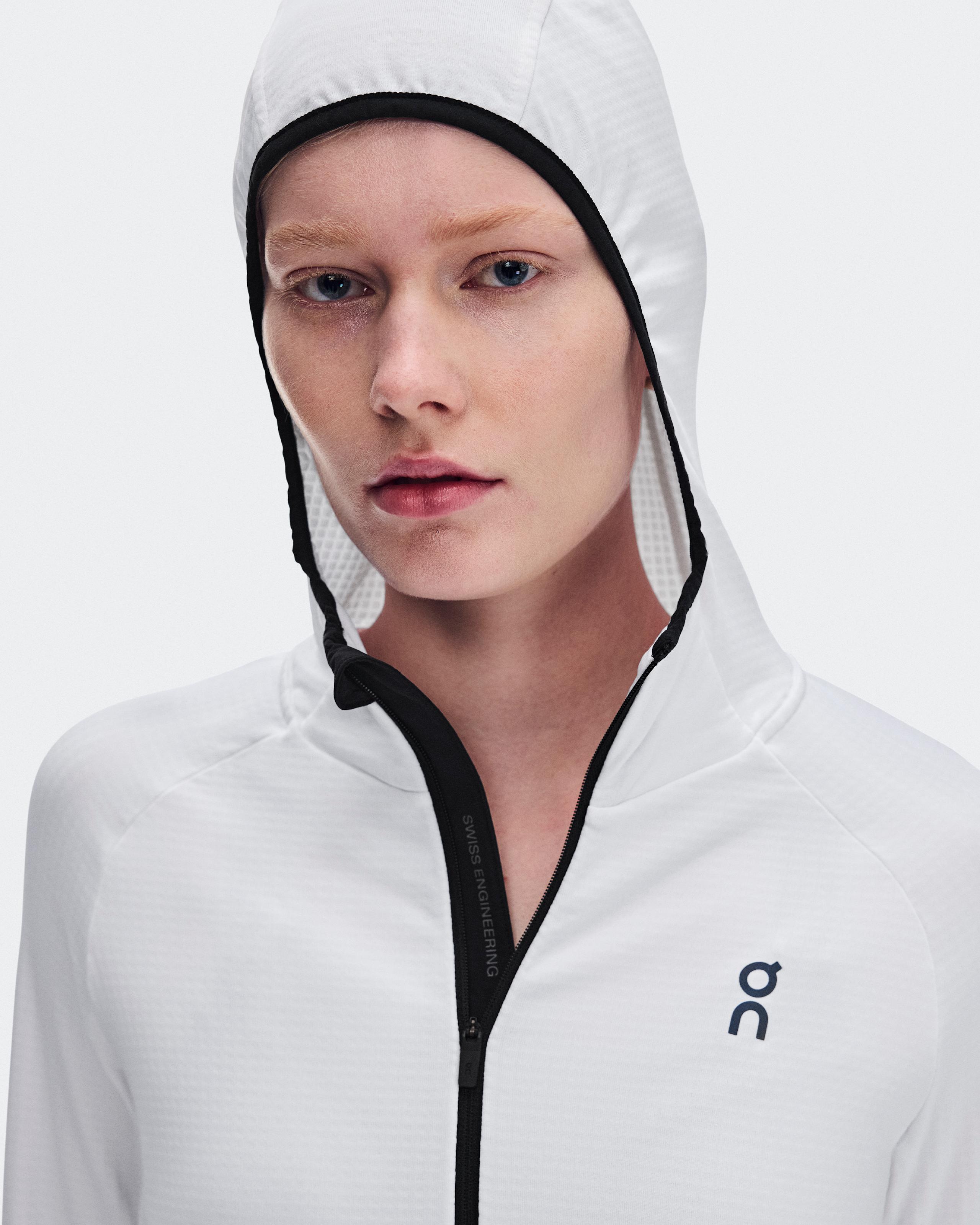 Женское беговое худи On Climate Zip Hoodie, White — фото 8