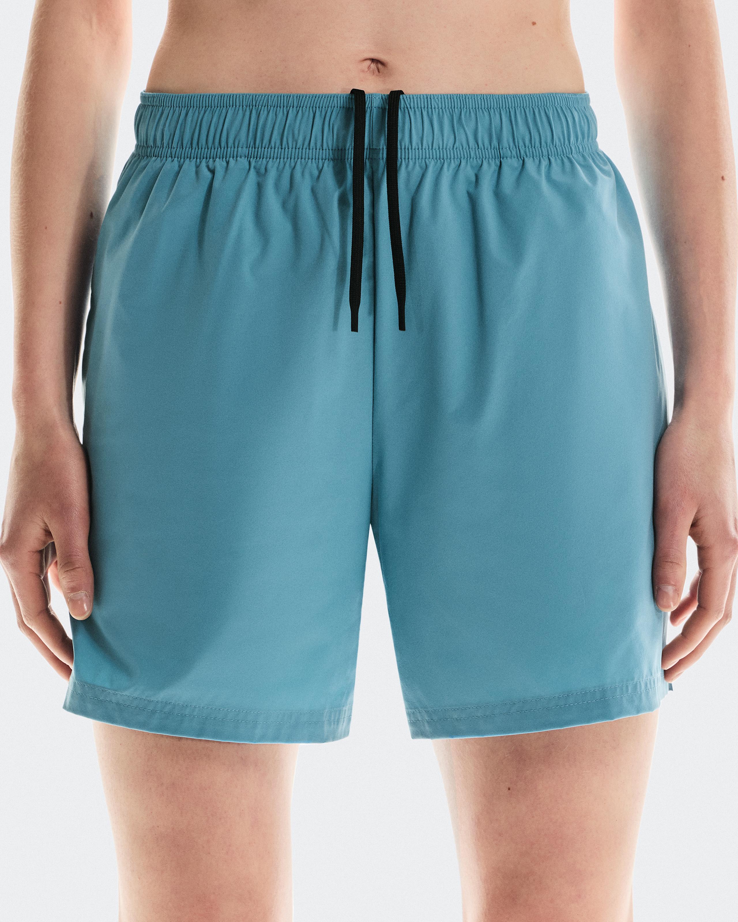 Женские шорты 5" Core Shorts, голубой Niagara — фото 4