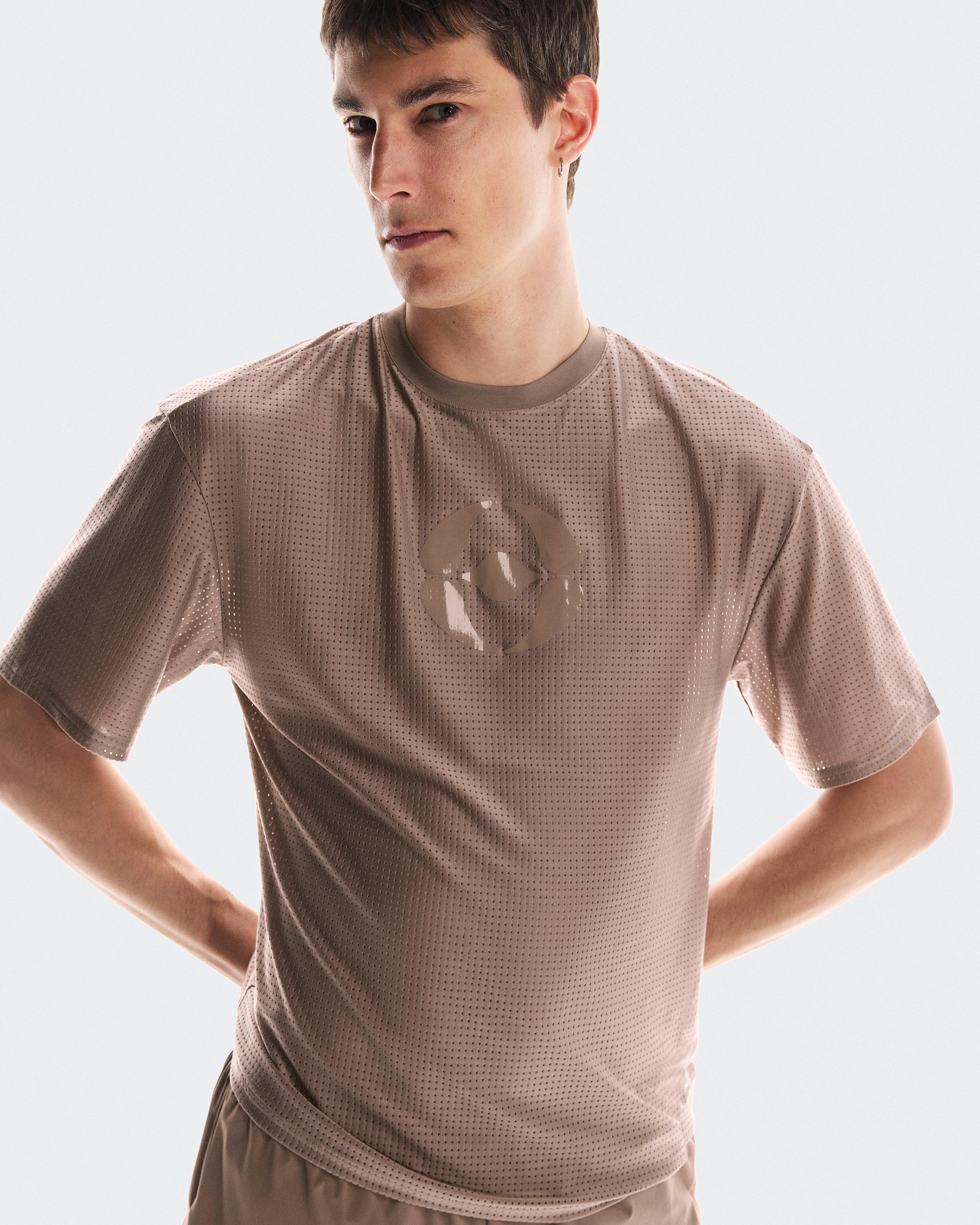 Футболка On Cut-Out T FKA, Cinder — фото 3