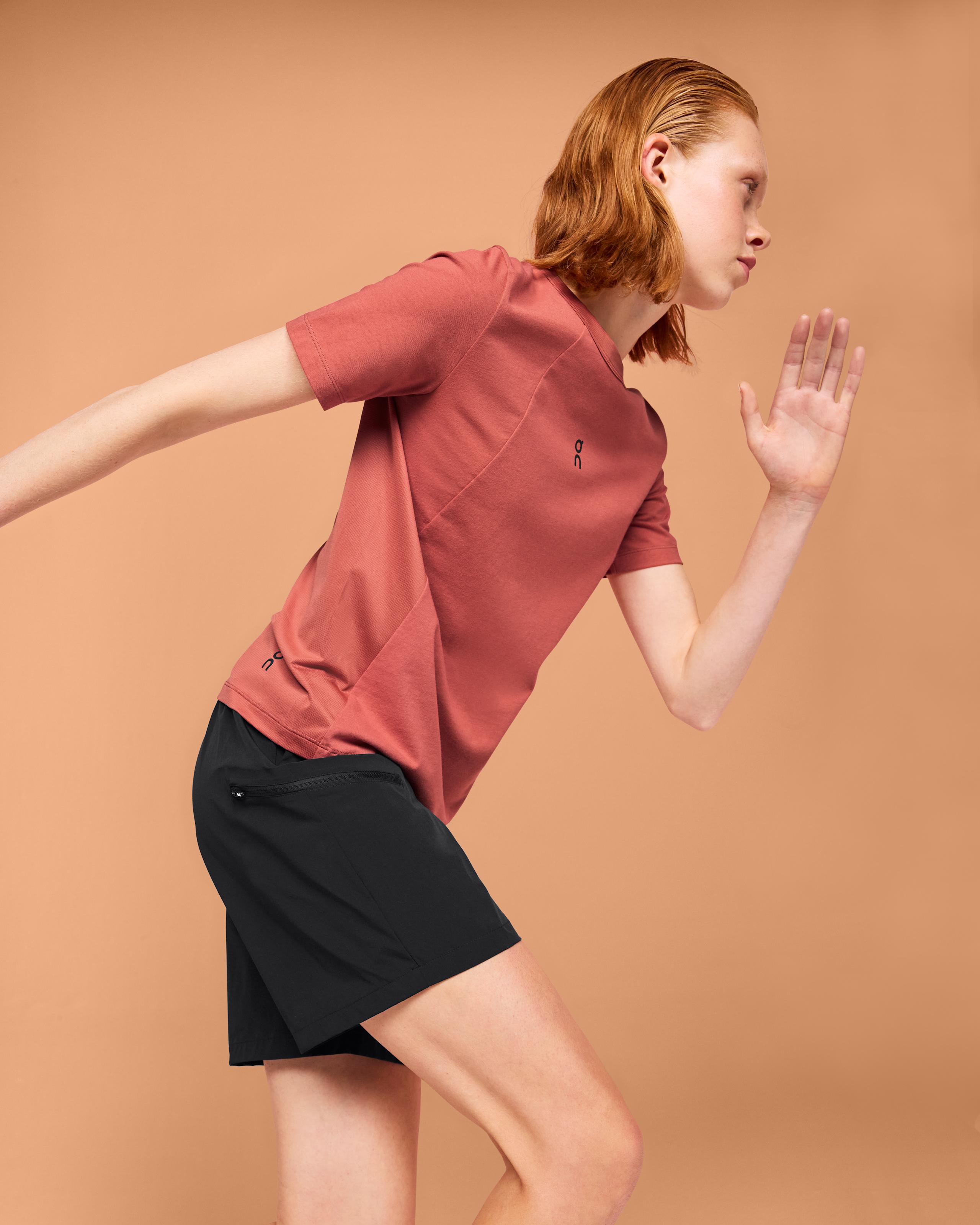 Женские шорты On Trek Short, Black — фото 4