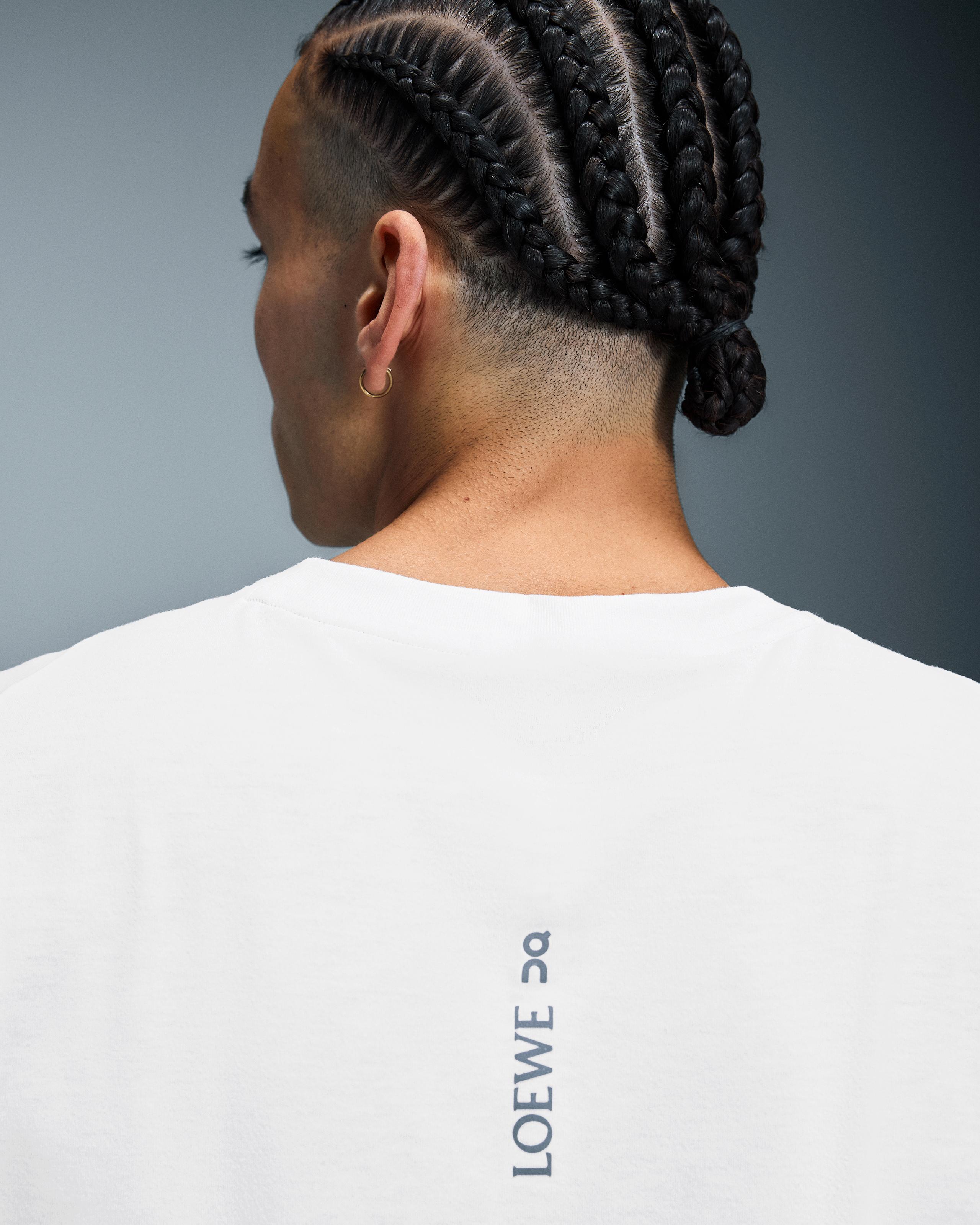 Футболка мужская On Active T-Shirt LOEWE, цвет белый (White) — фото 6