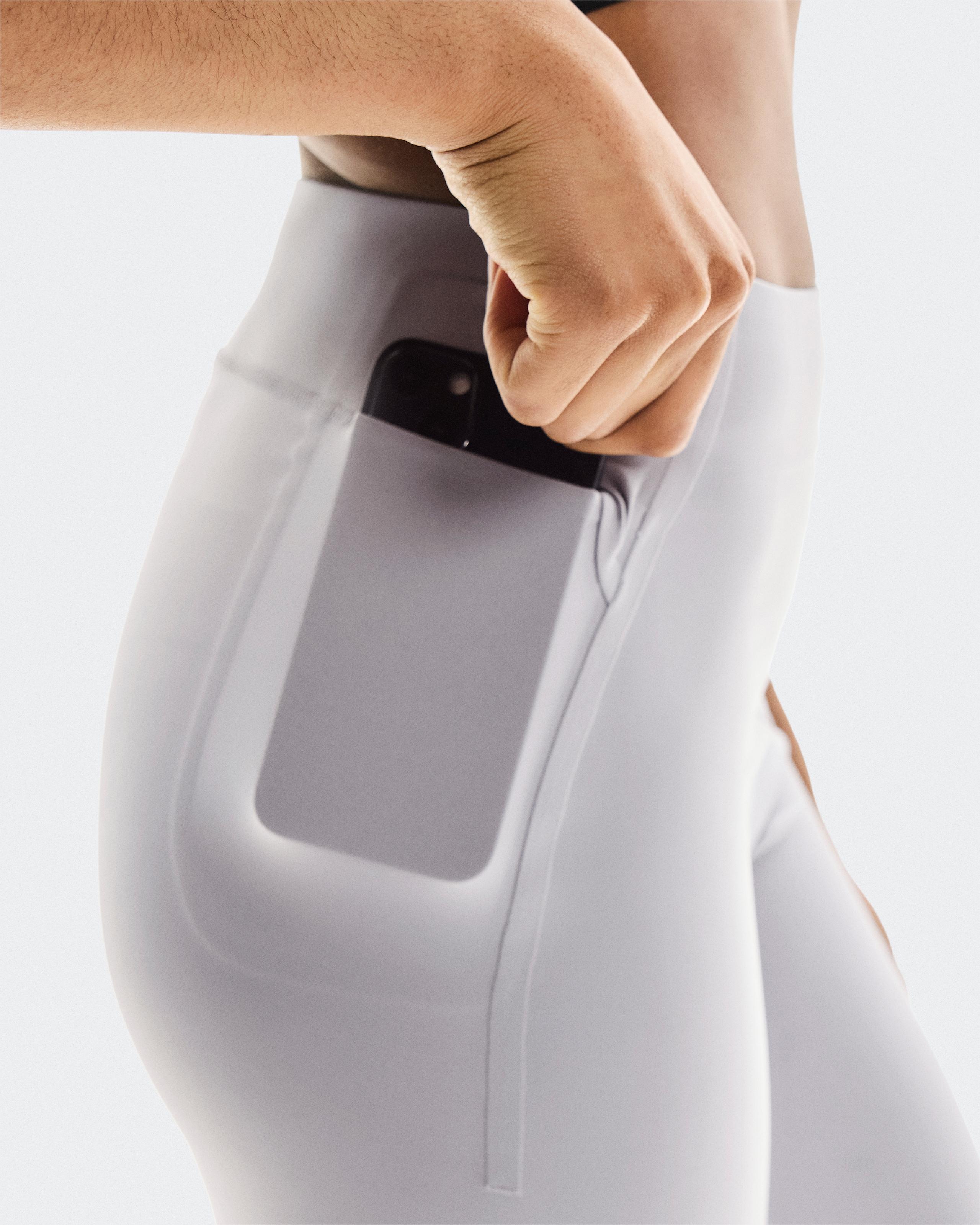 Женские шорты On Train Tights Short, Lilac — фото 6