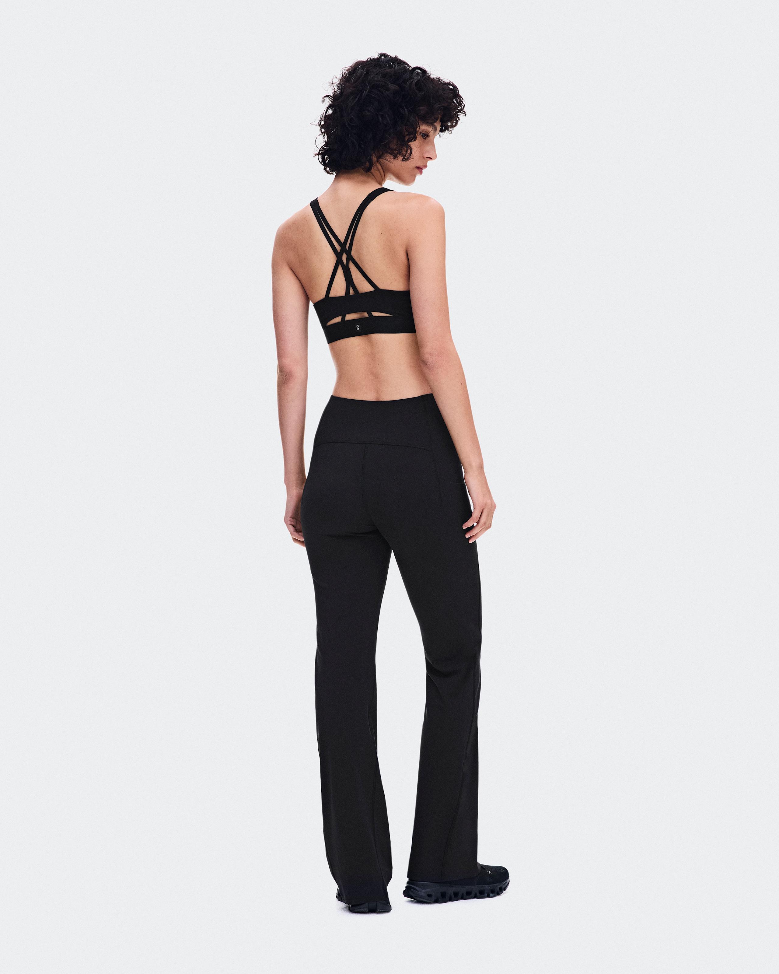 Женские расклешённые брюки Studio Flared Pants 30" (чёрный) — фото 3