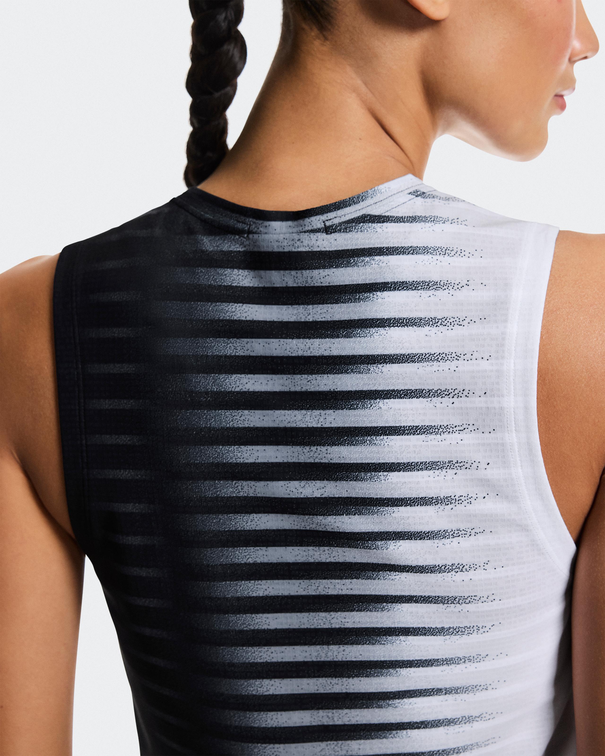 Женская майка On Court Tank Edge, Black / White — фото 6