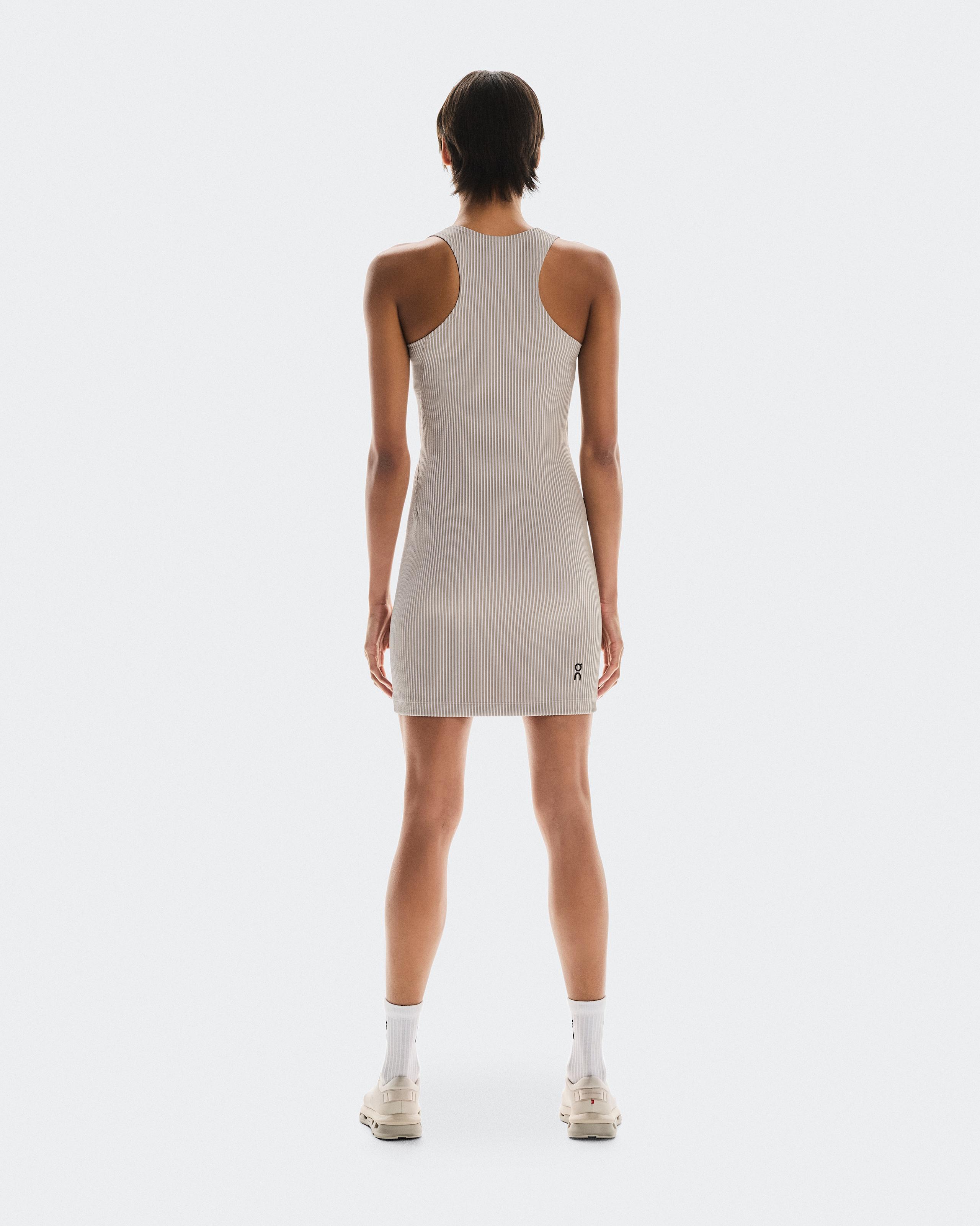 Платье женское On All-Day Ribbed Dress (песочный/белый) — фото 2