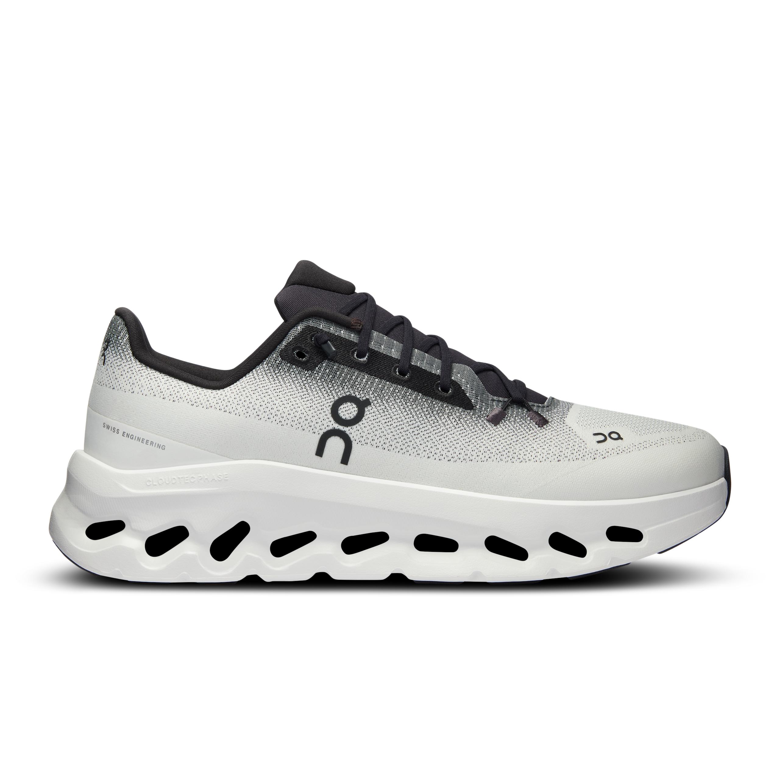 Cloudtilt Black | Ivory