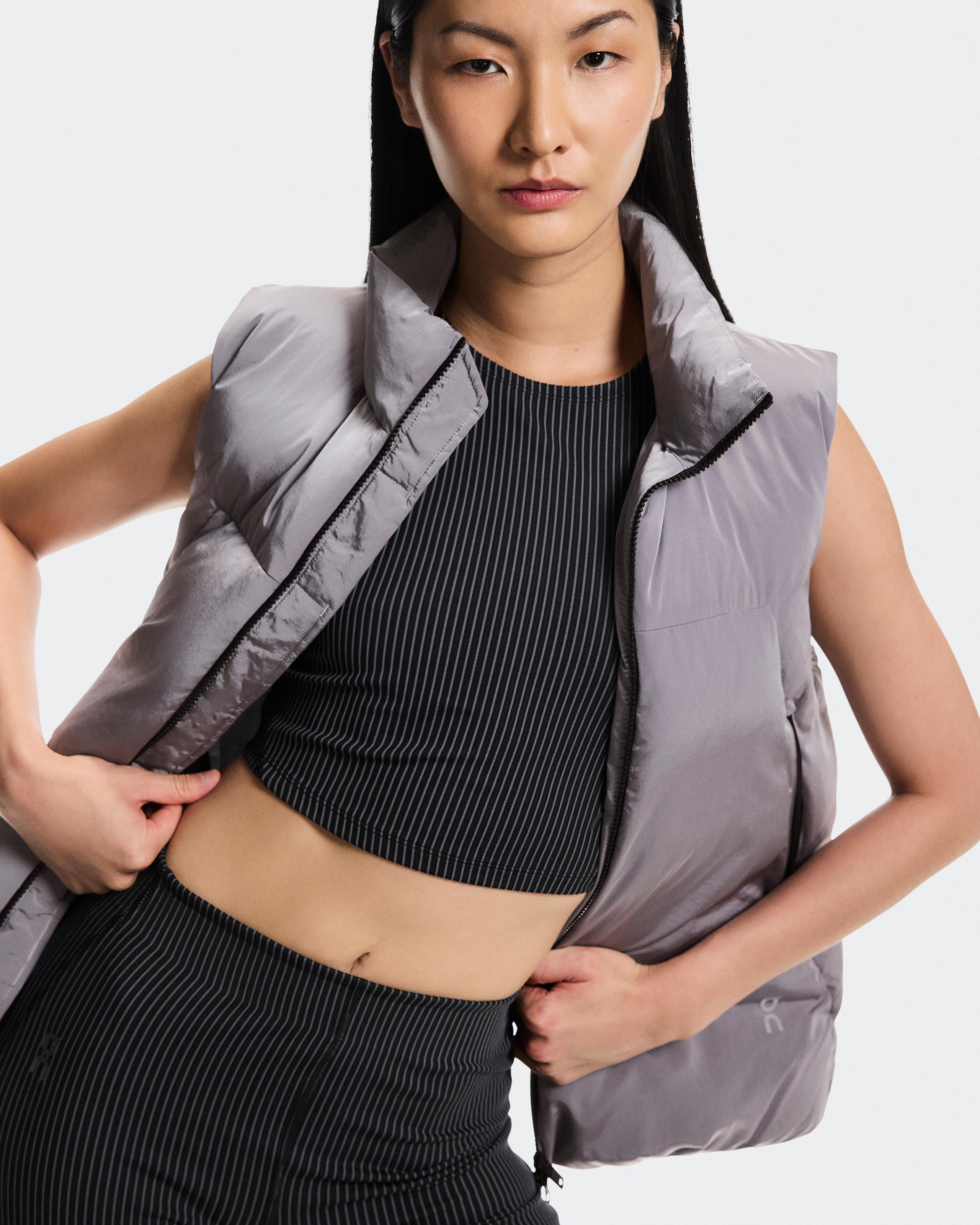 Женский утеплённый жилет All-Day Puffer Vest, сиреневый (Lilac) — фото 4