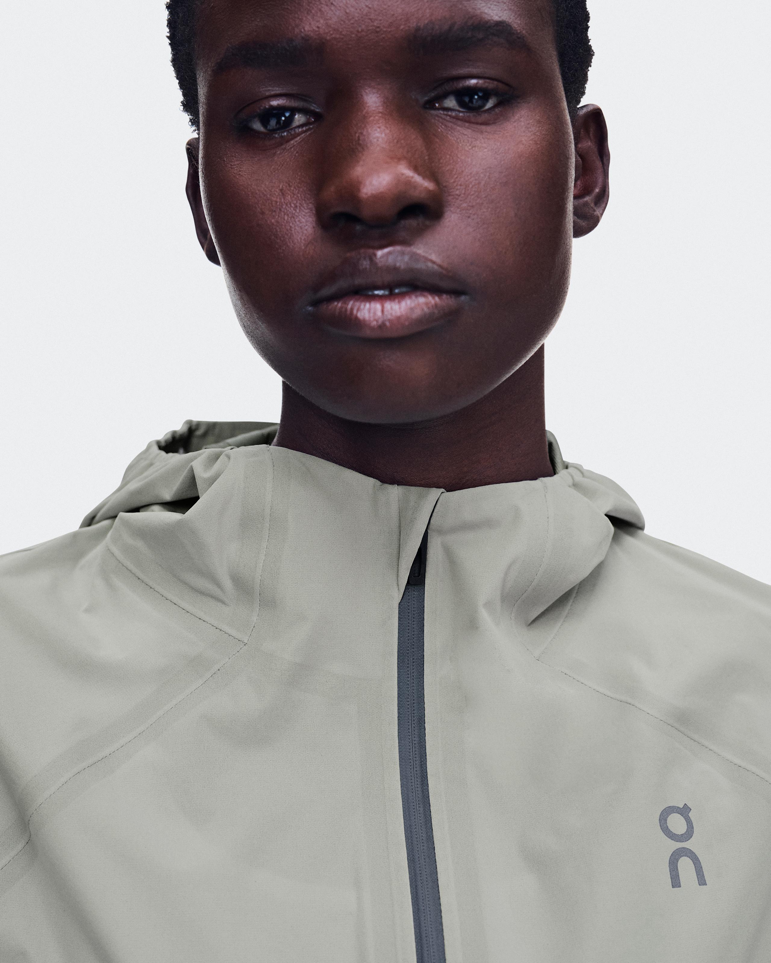 Женская беговая куртка On Performance Jacket Waterproof, Brume — фото 4