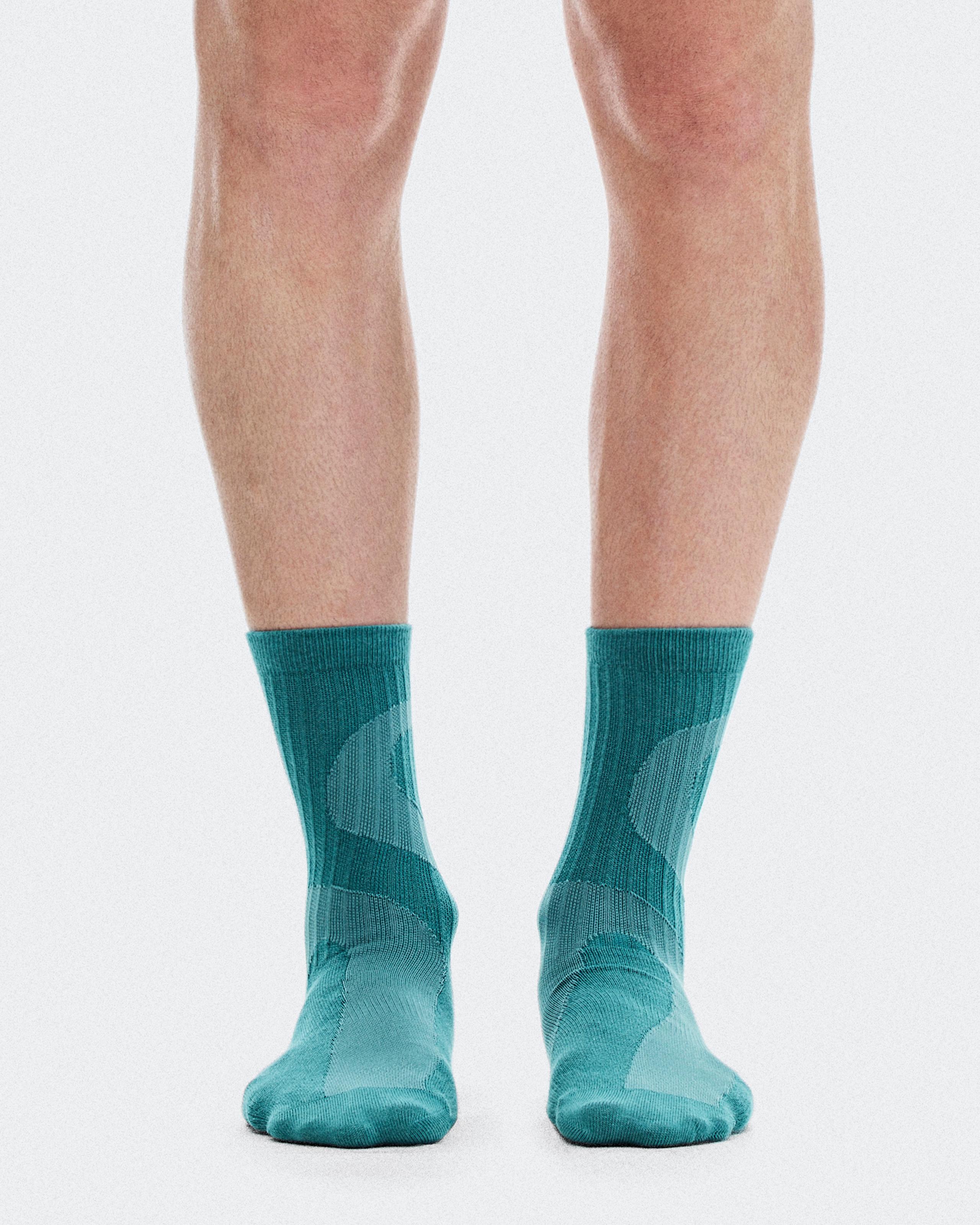 Liquid Logo Sock High 2P Camellia | Storm