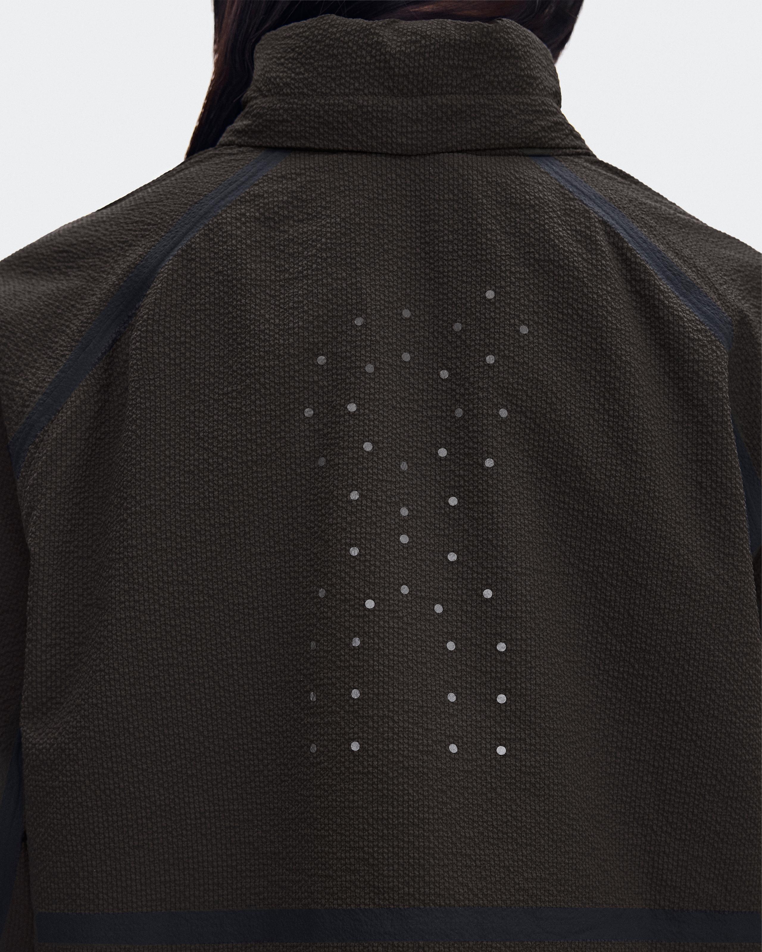 Женская куртка On Performance Volt Jacket Espresso — фото 5
