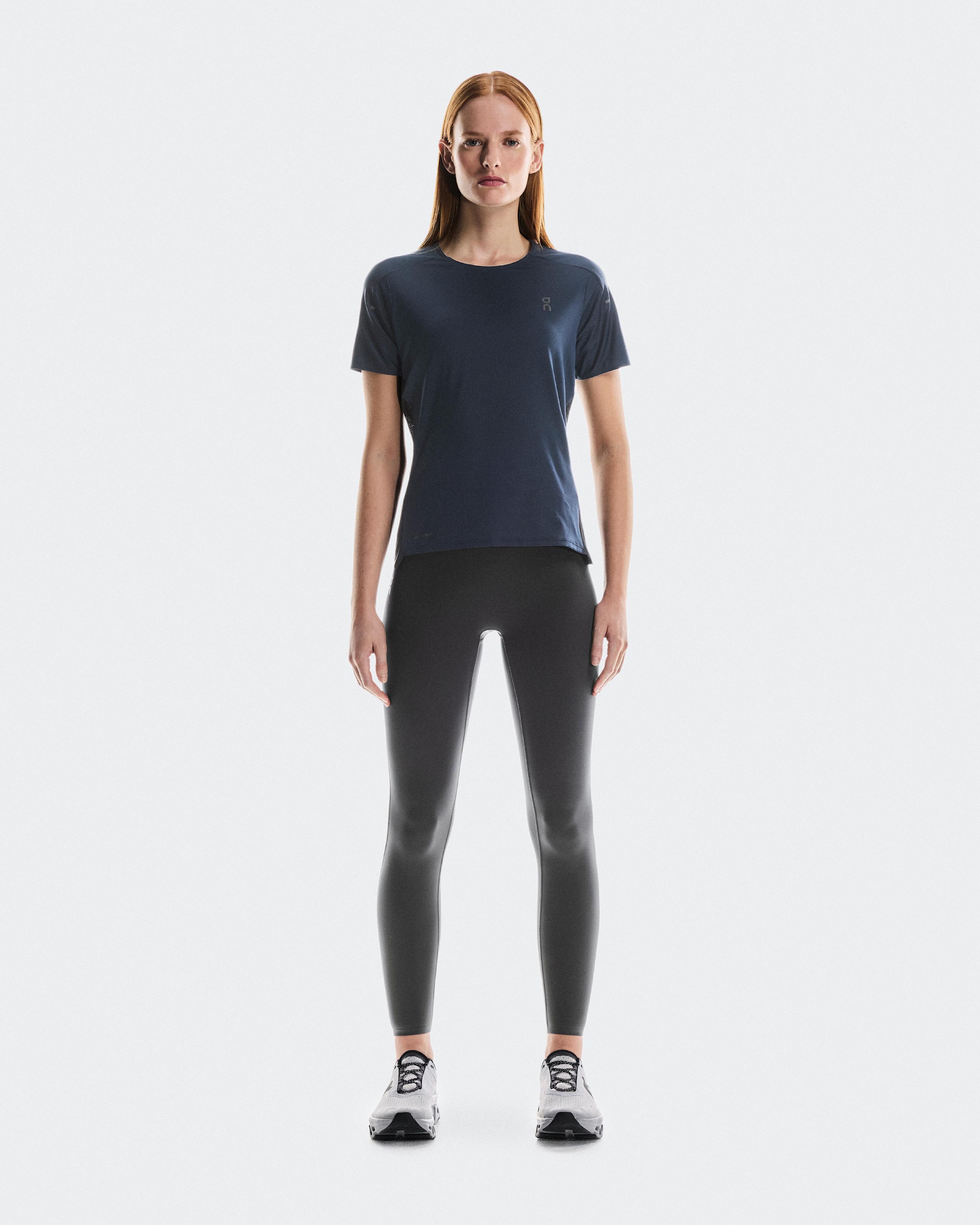 Performance-T Navy | Black