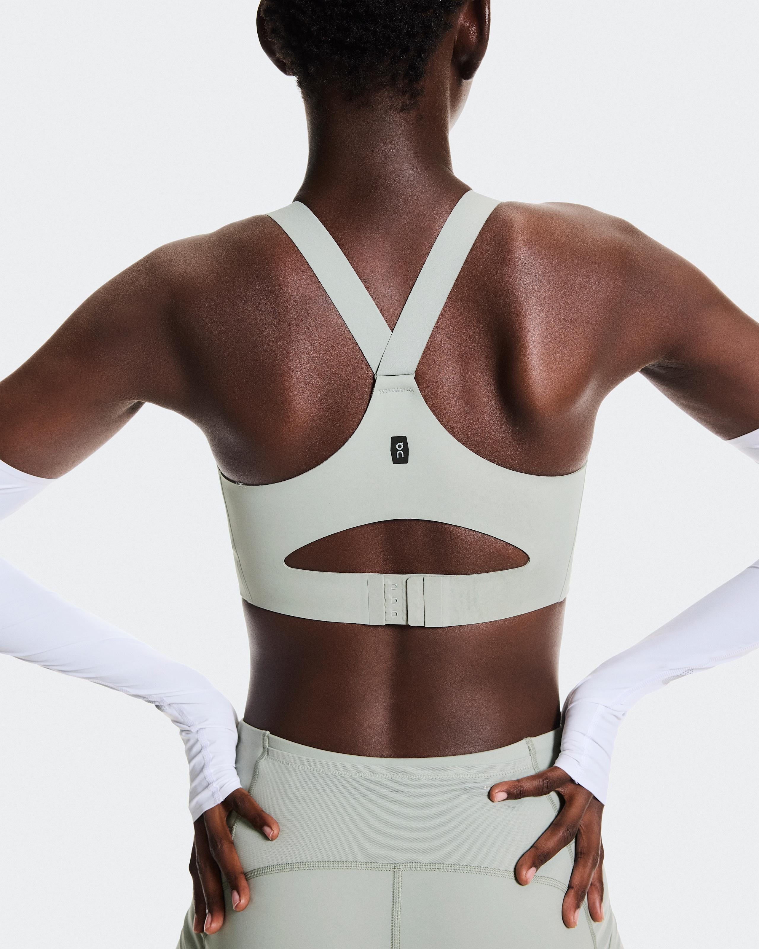 Женский спортивный бюстгальтер On Endurance Bra Zip, Tin — фото 4