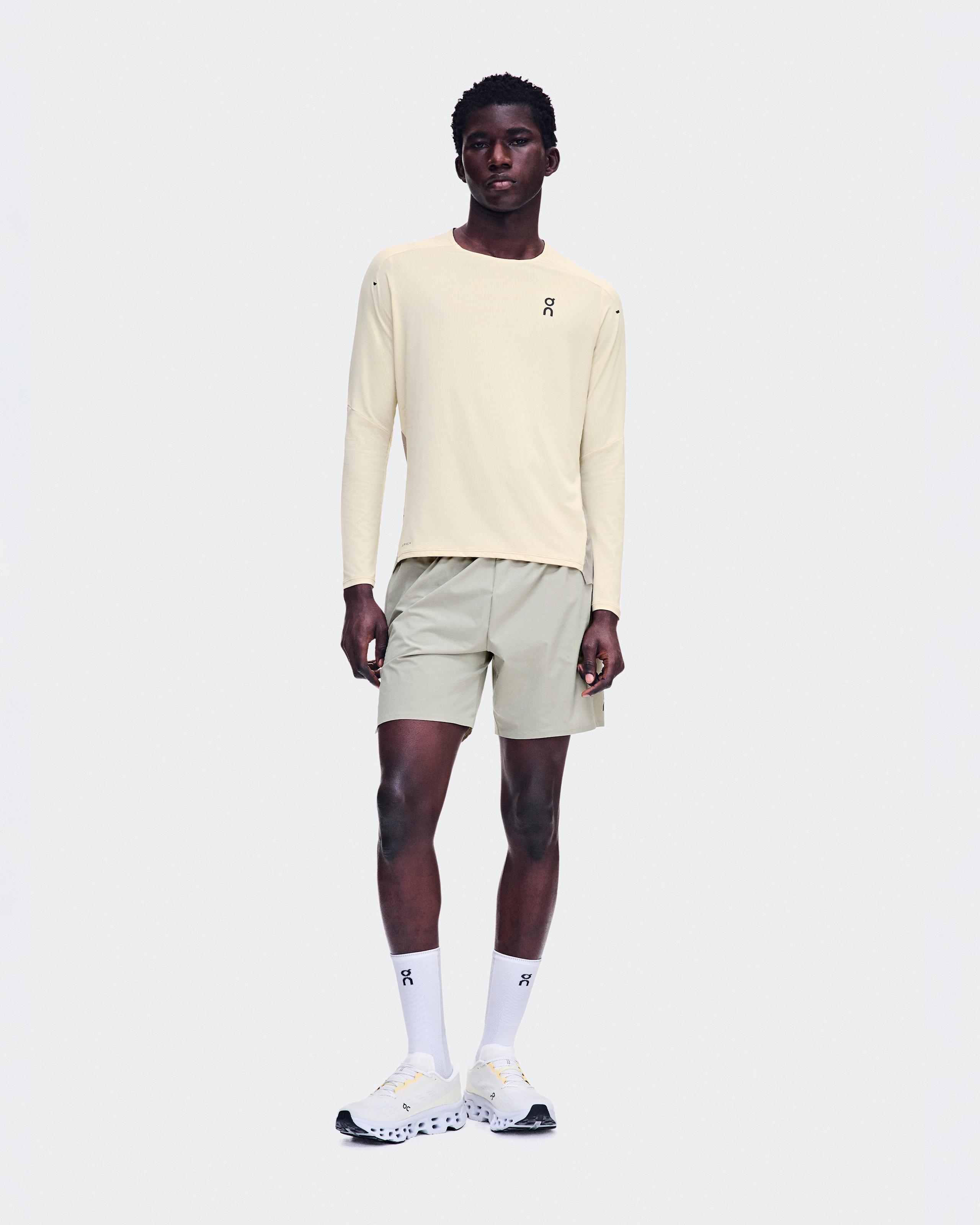 Performance Long-T Hare | Brume