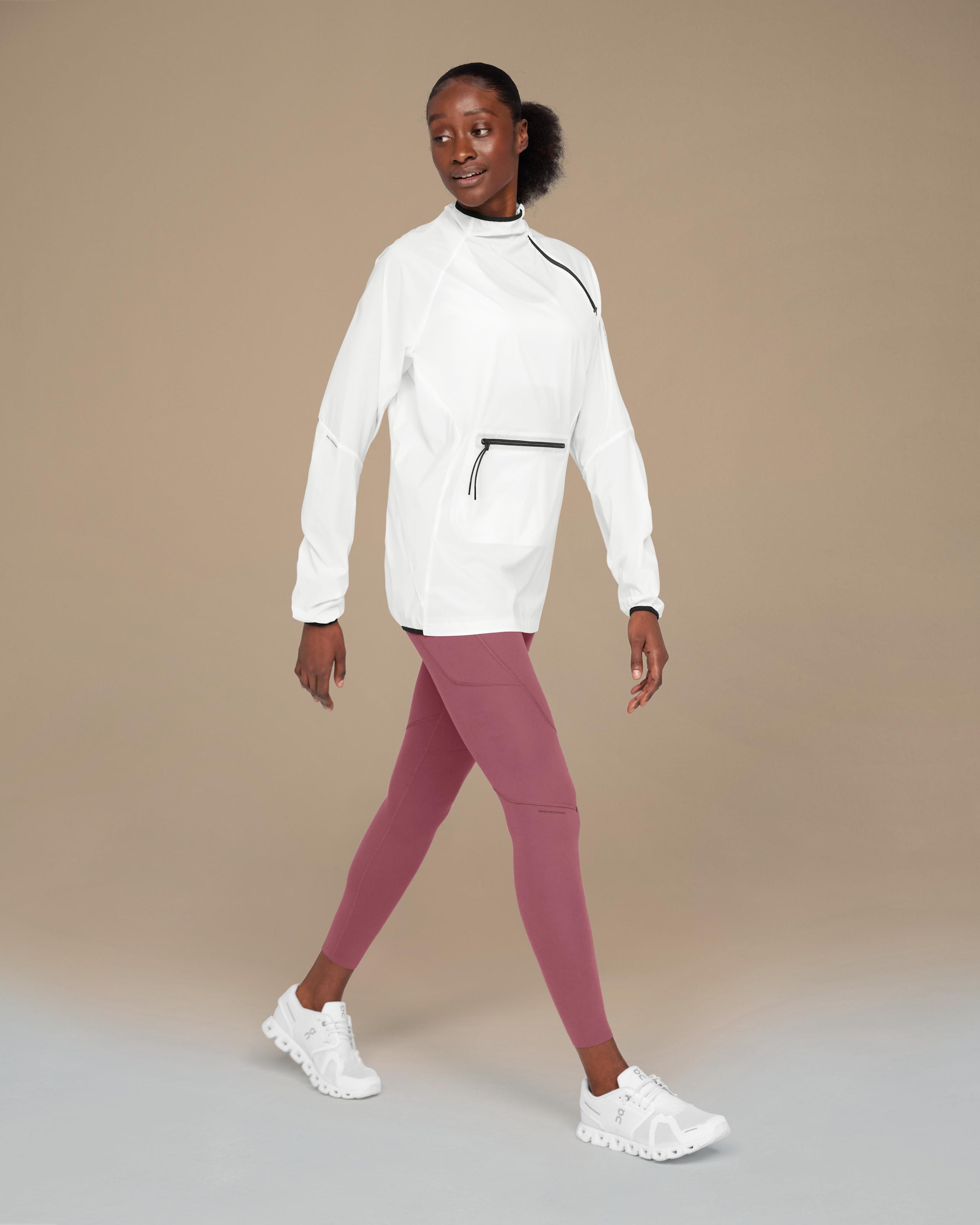 Куртка женская On Active Jacket, цвет неокрашенный белый (Undyed-White) — фото 2