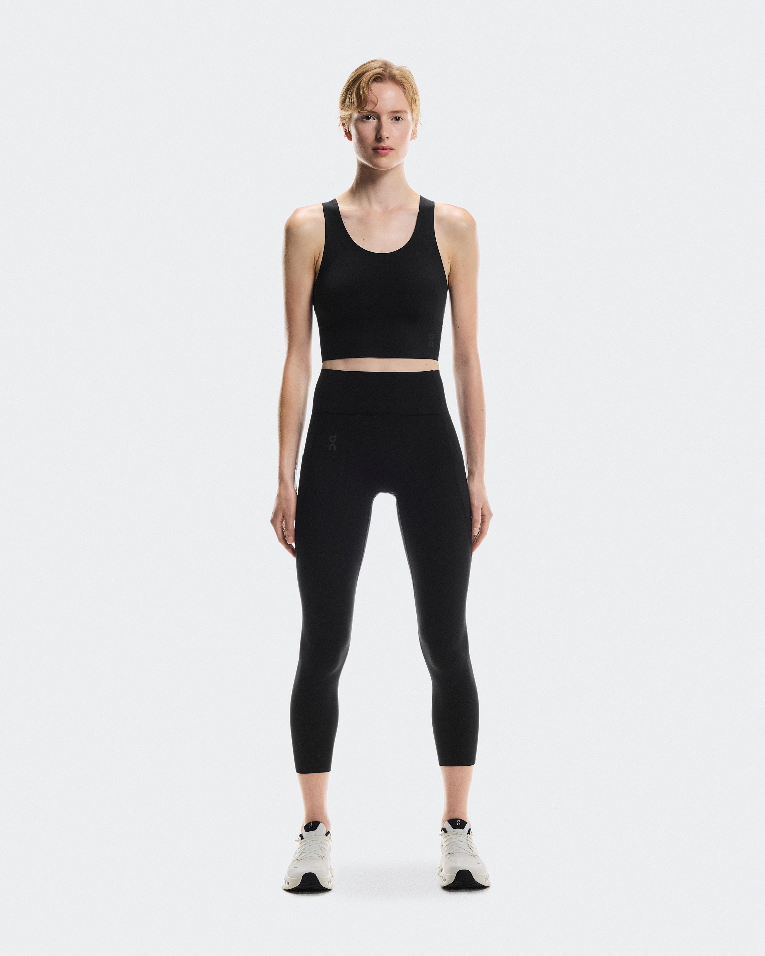 Studio Open Back Crop Black