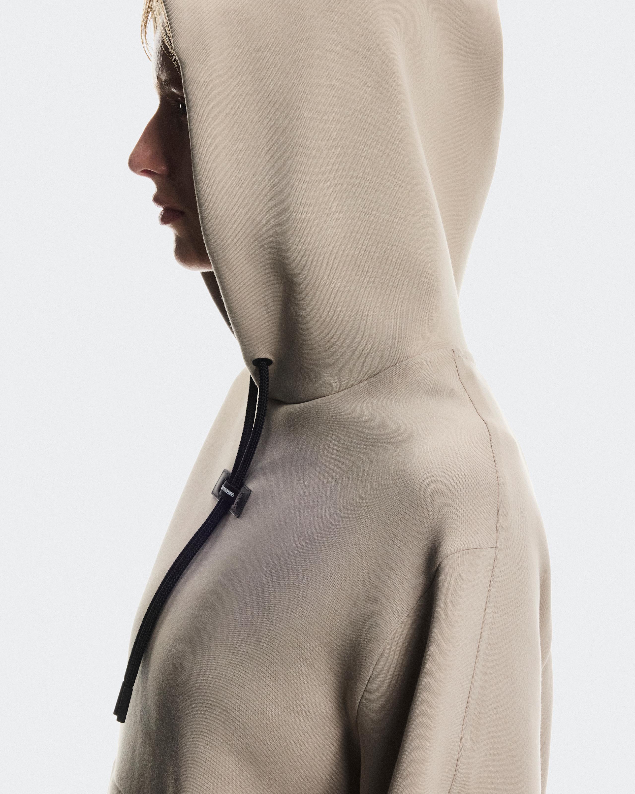 Женское худи On Focus Tech Hoodie, Desert — фото 6