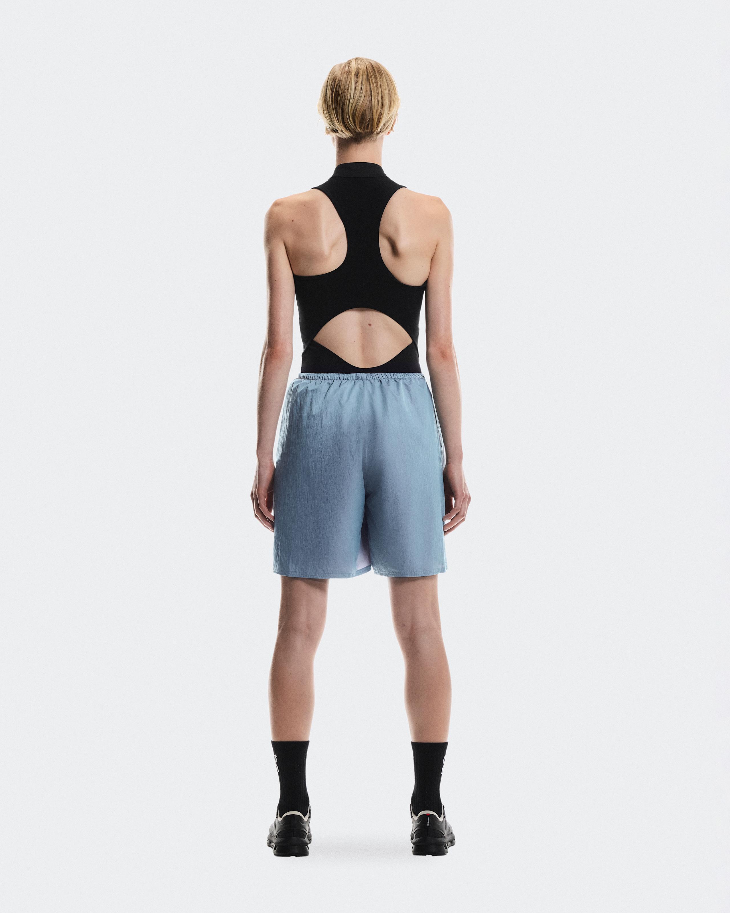 Женские шорты On Track Shorts, Arctic / Pink — фото 2