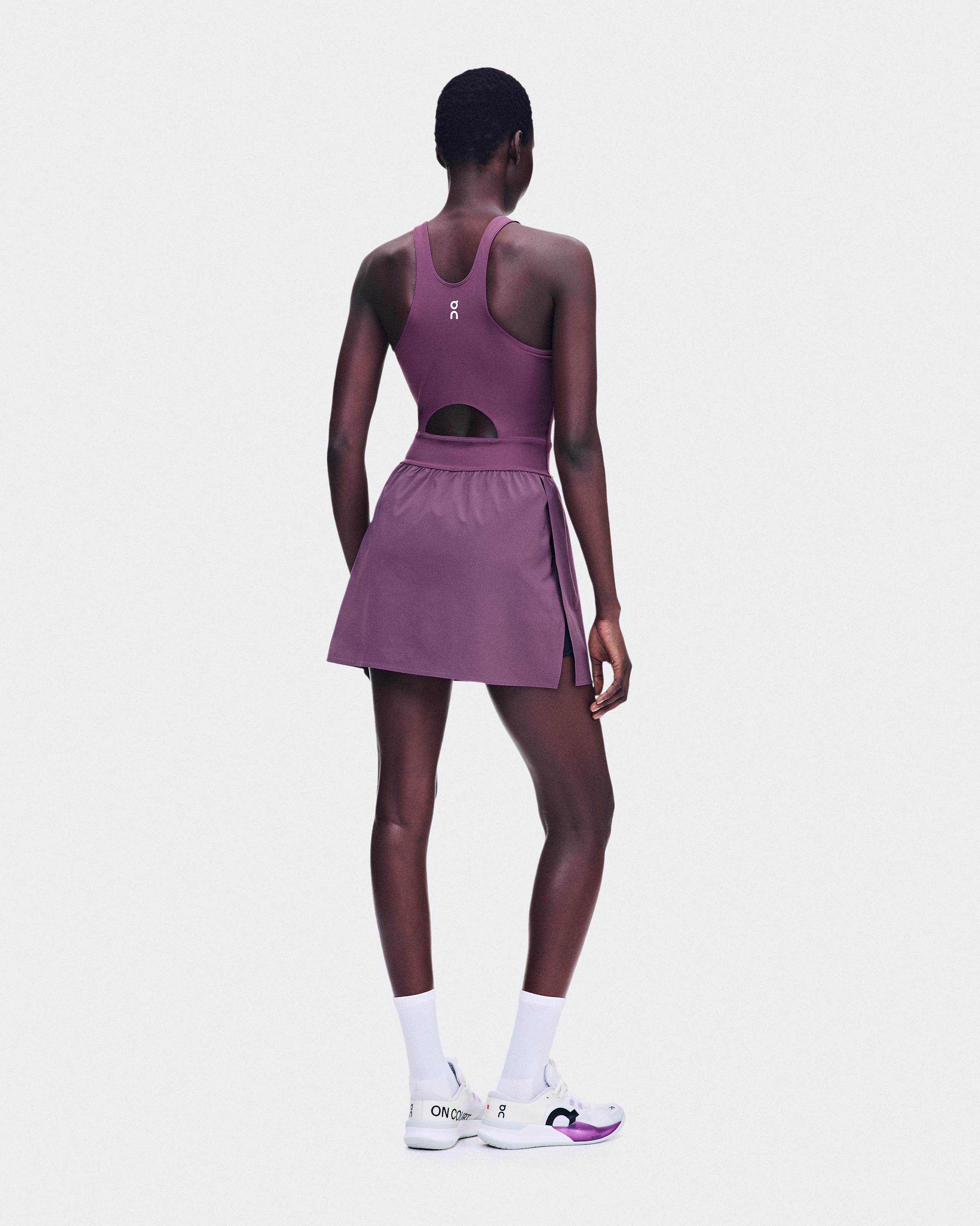 Женское теннисное платье On Court Dress Split, Cassis — фото 3