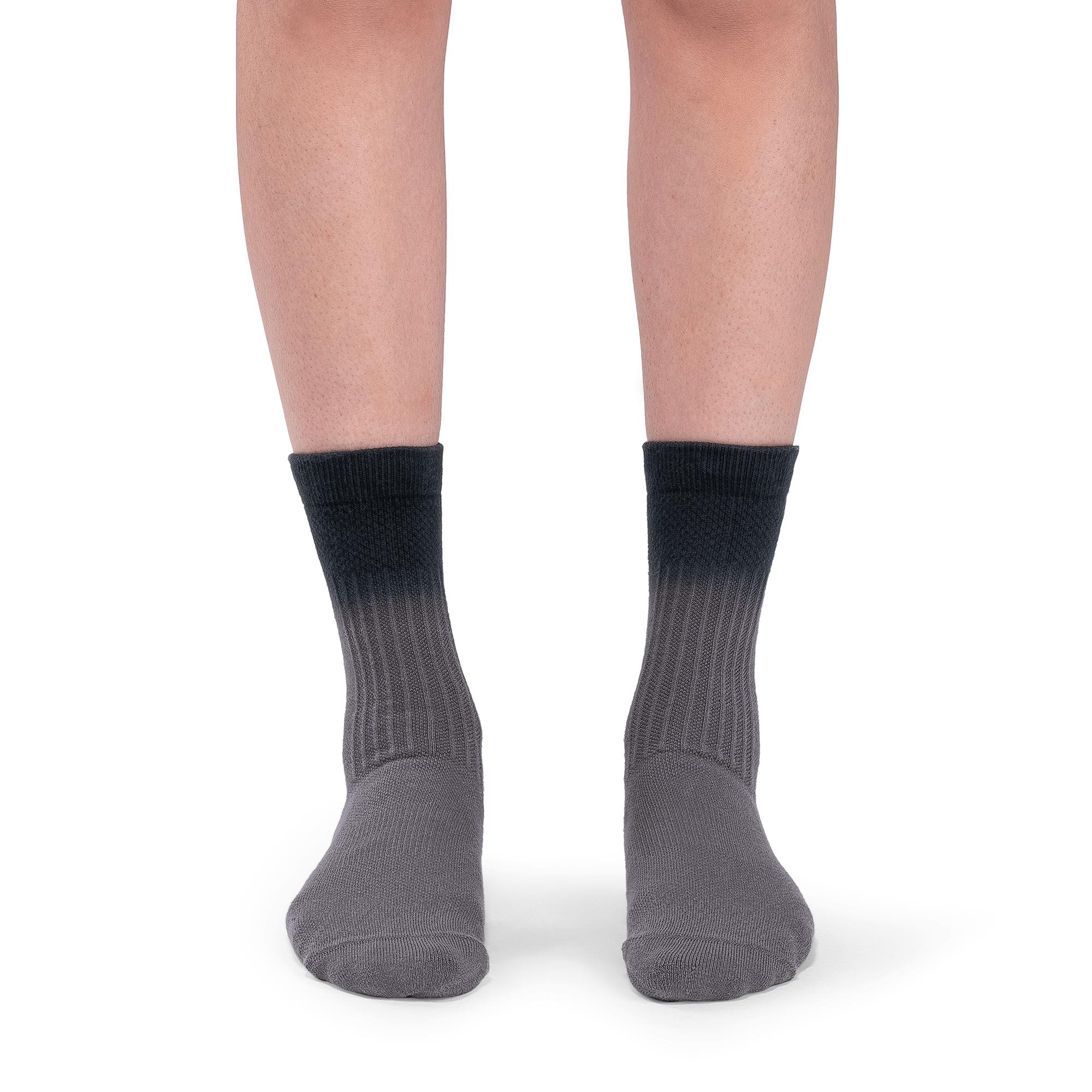 Женские носки On All-Day Sock, графитовый/чёрный (Carbon / Black) — фото 2