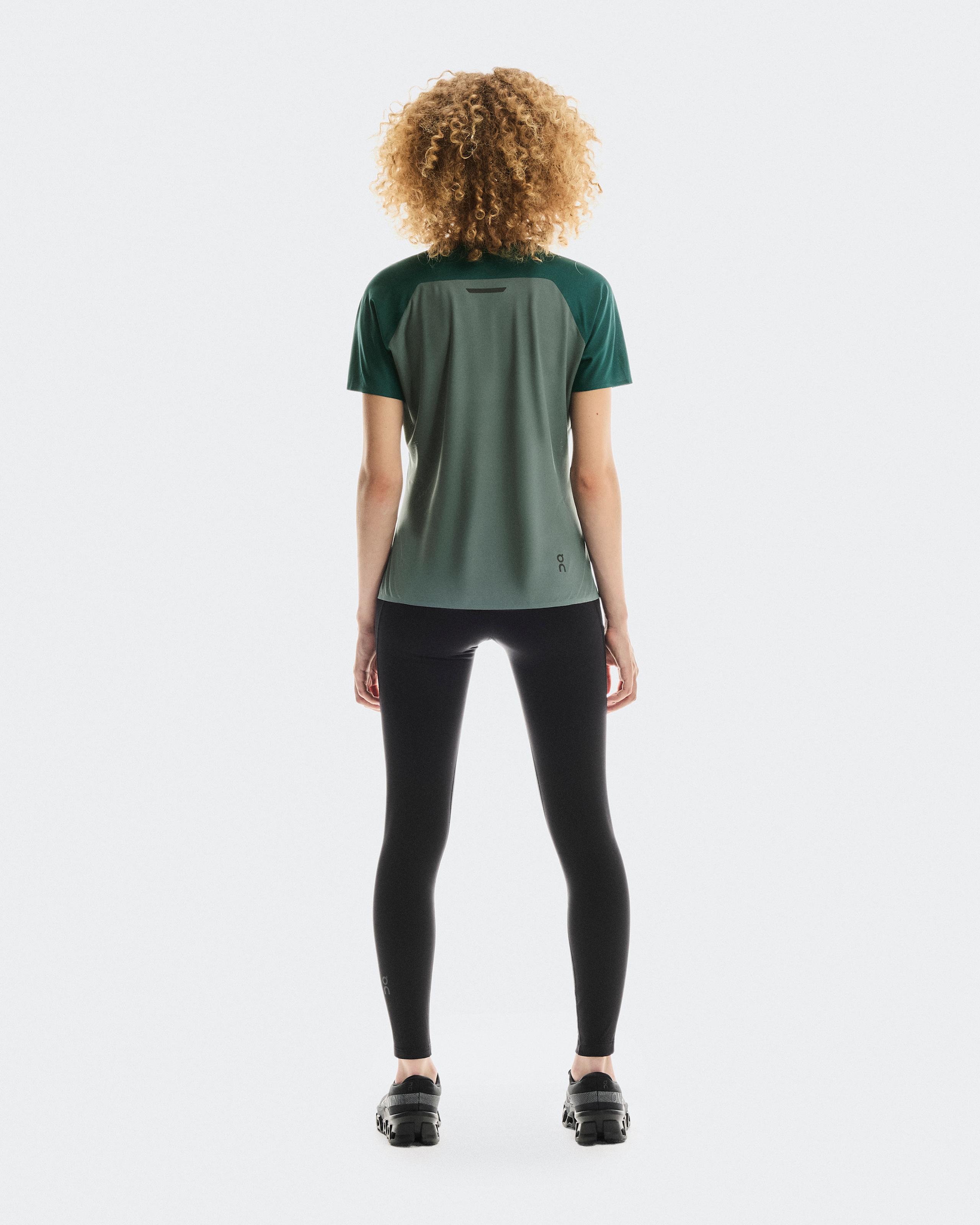 Женская футболка On Performance-T, Spirulina/Olive — фото 2