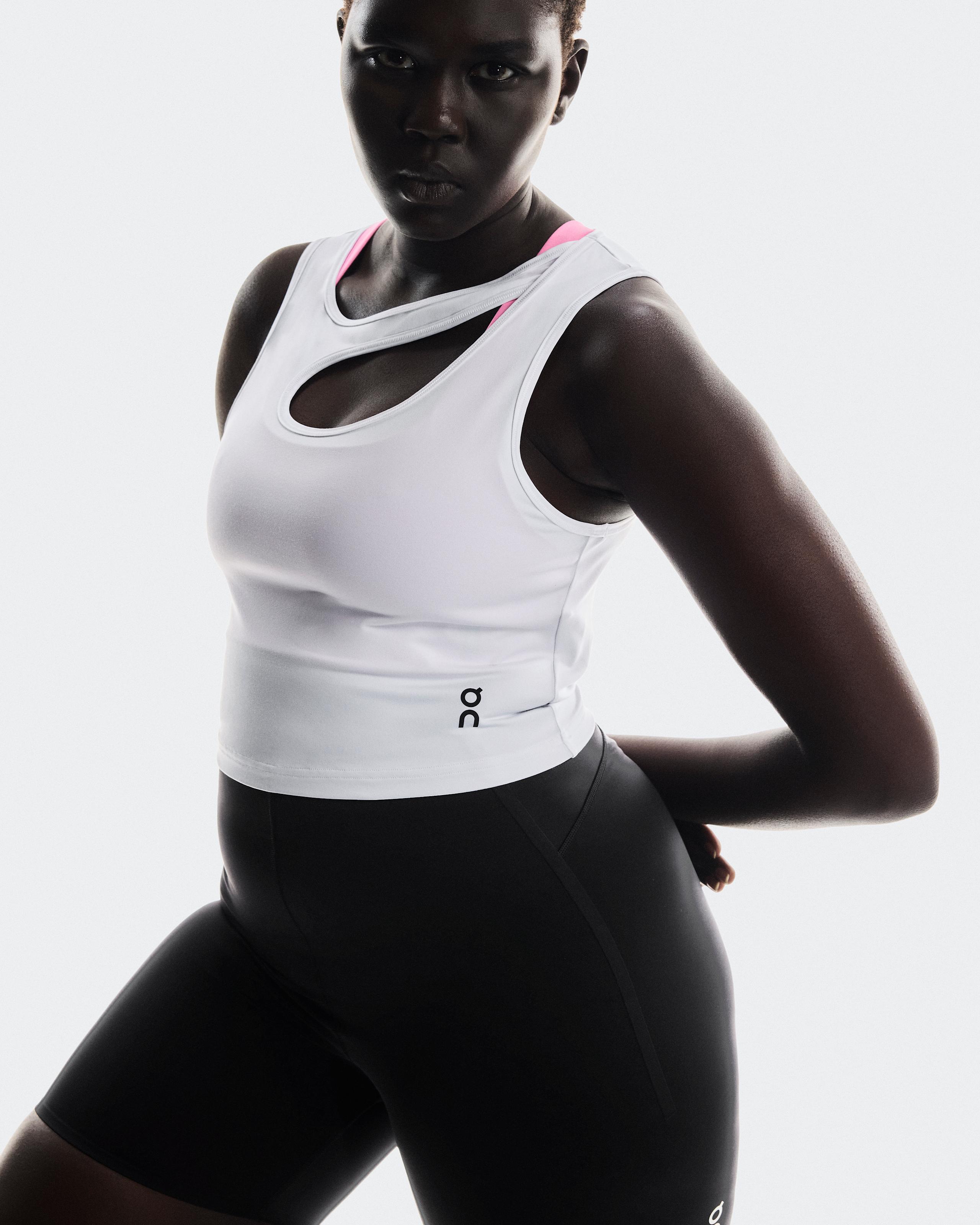 Женский кроп-топ On Studio Cut-Out Crop, White — фото 4