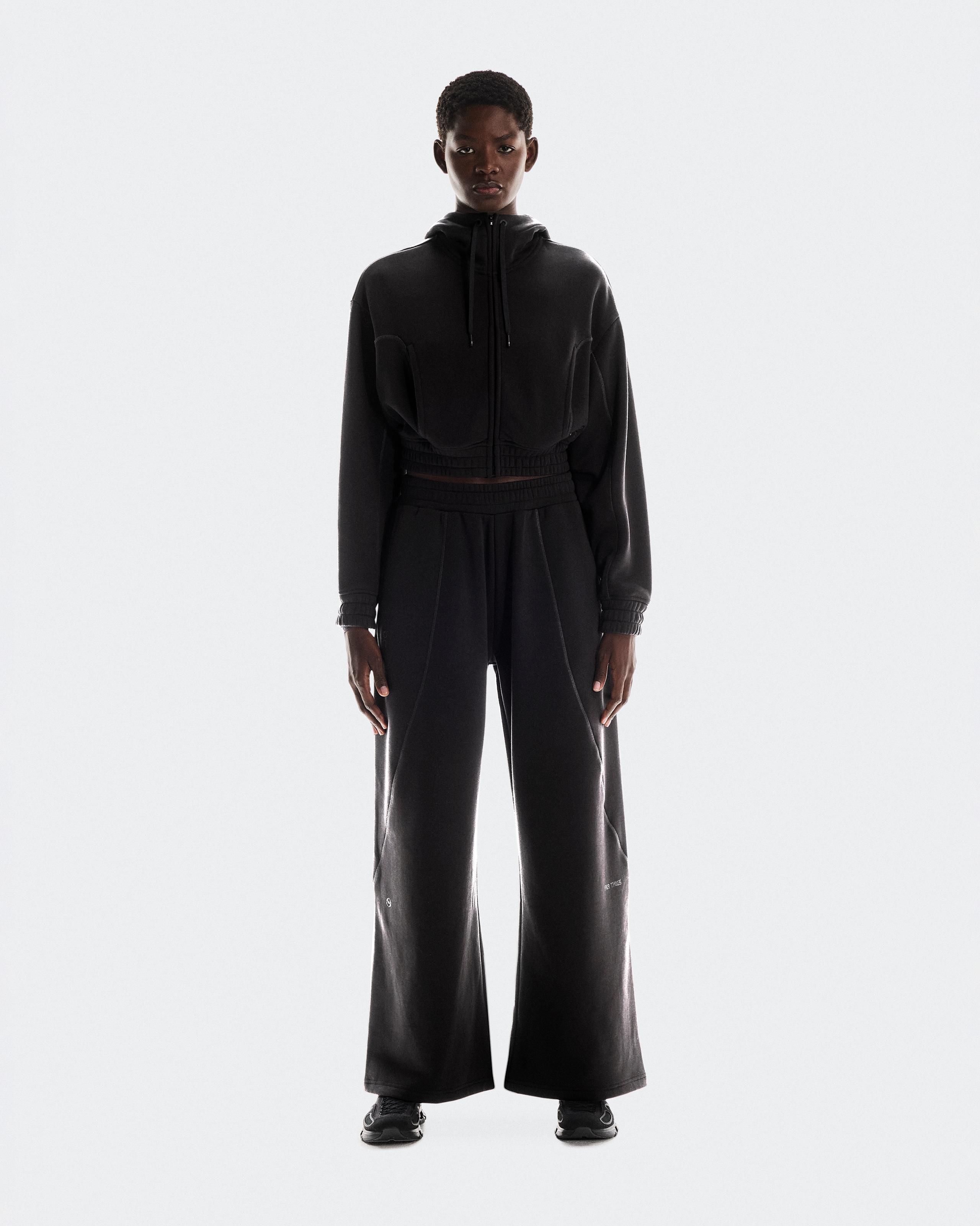 Club Cropped Hoodie FKA Black