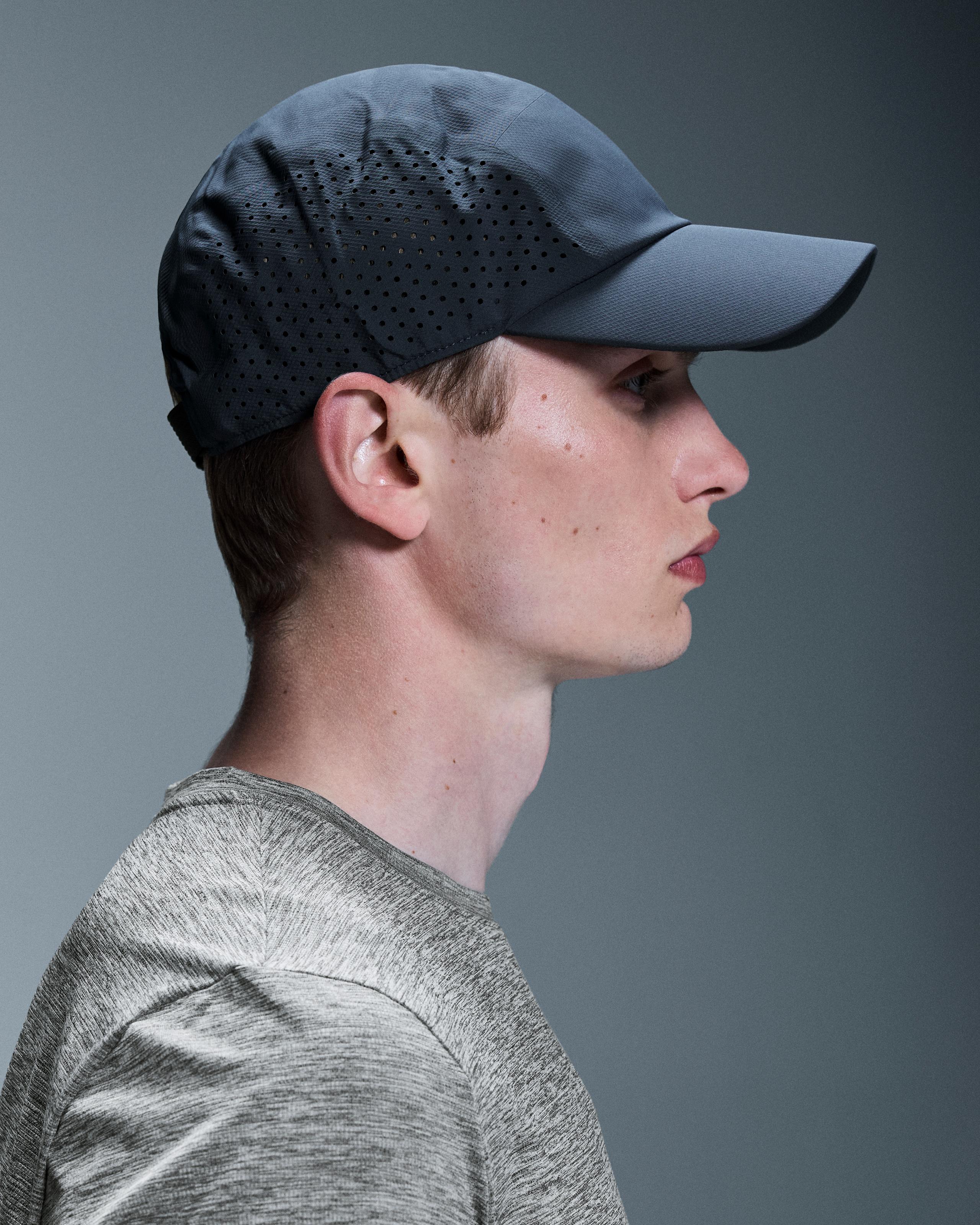 Кепка Lightweight Cap, тёмно-синяя — фото 2